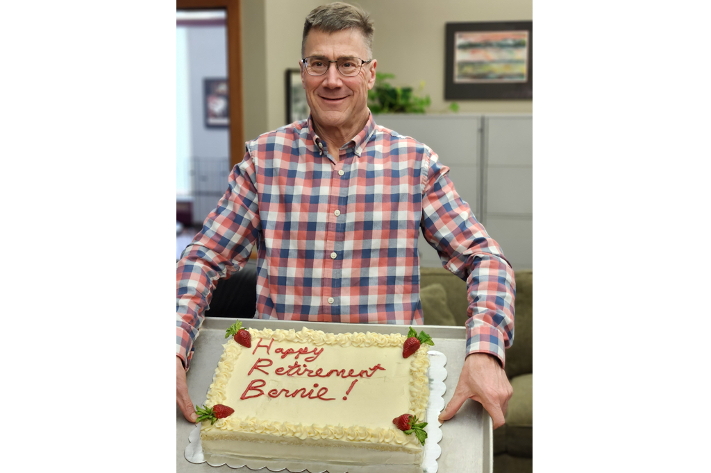 News Tribune advertising rep retires after 40 years - Vimarsana News