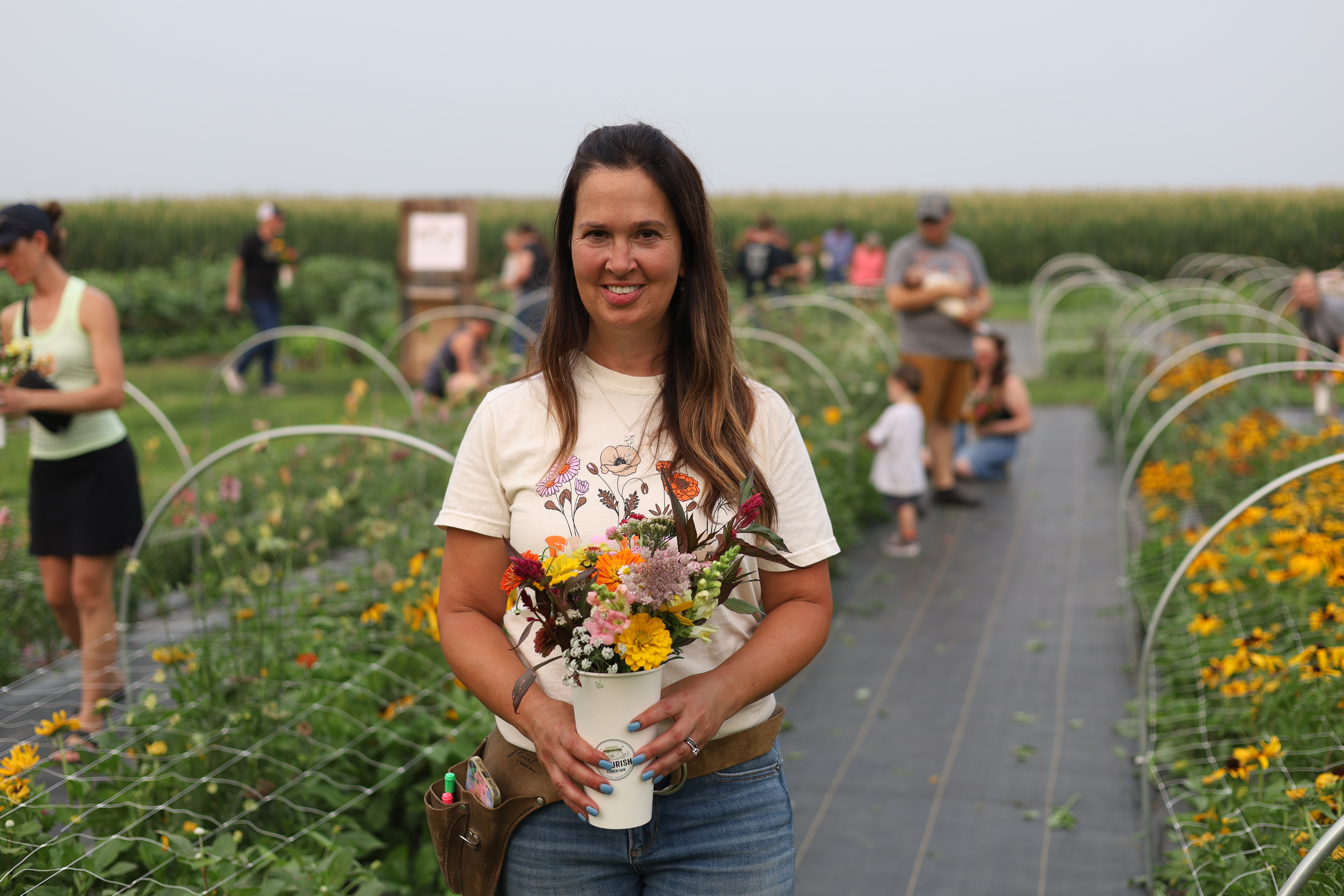 South Dakota flower farmer named specialty producer of the year - Vimarsana News