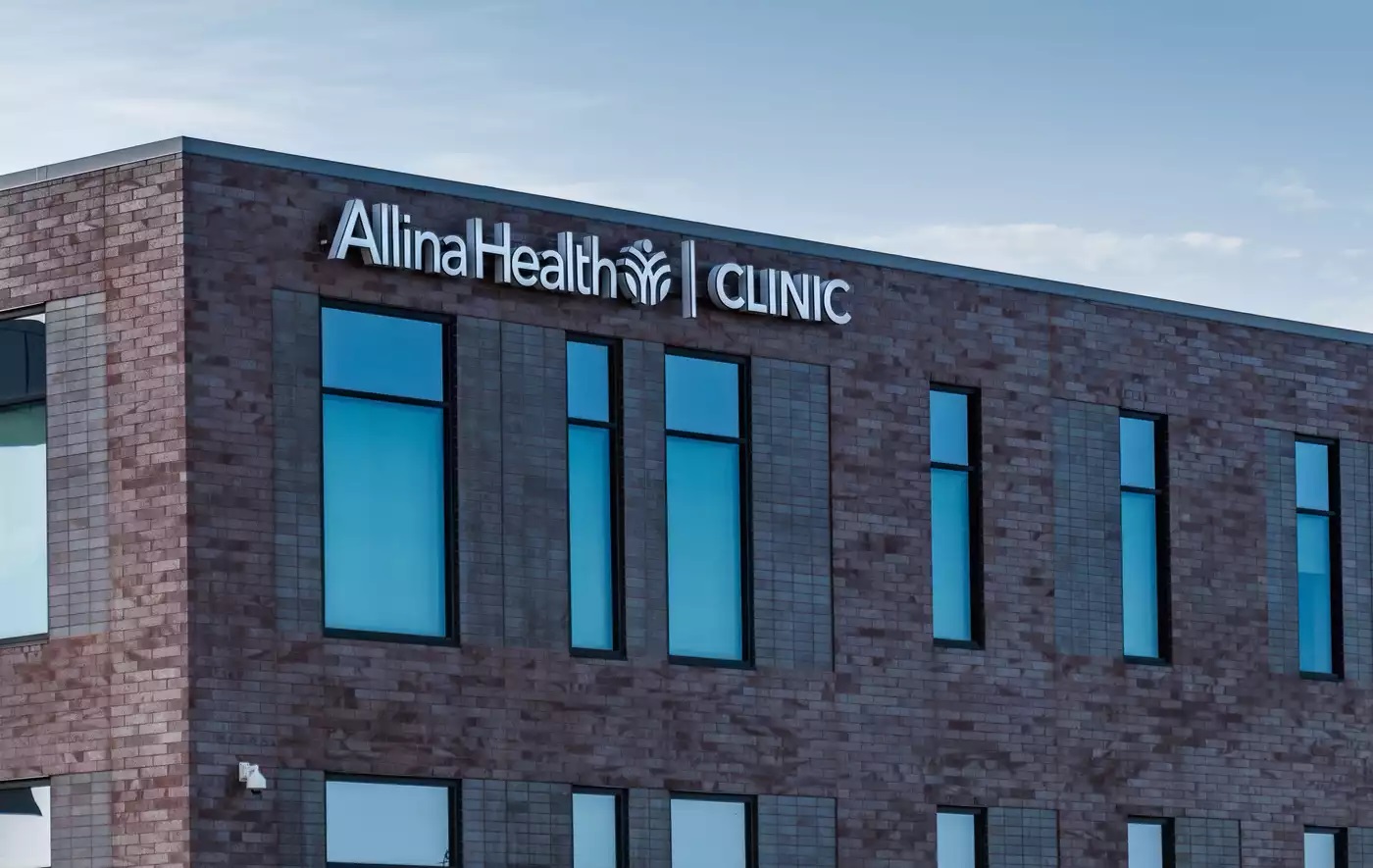 Doctor responds to Allina's planned shuttering of pediatric services at Mercy Hospital Fridley - InForum | Fargo, Moorhead and West Fargo news, weather and sports - Vimarsana News
