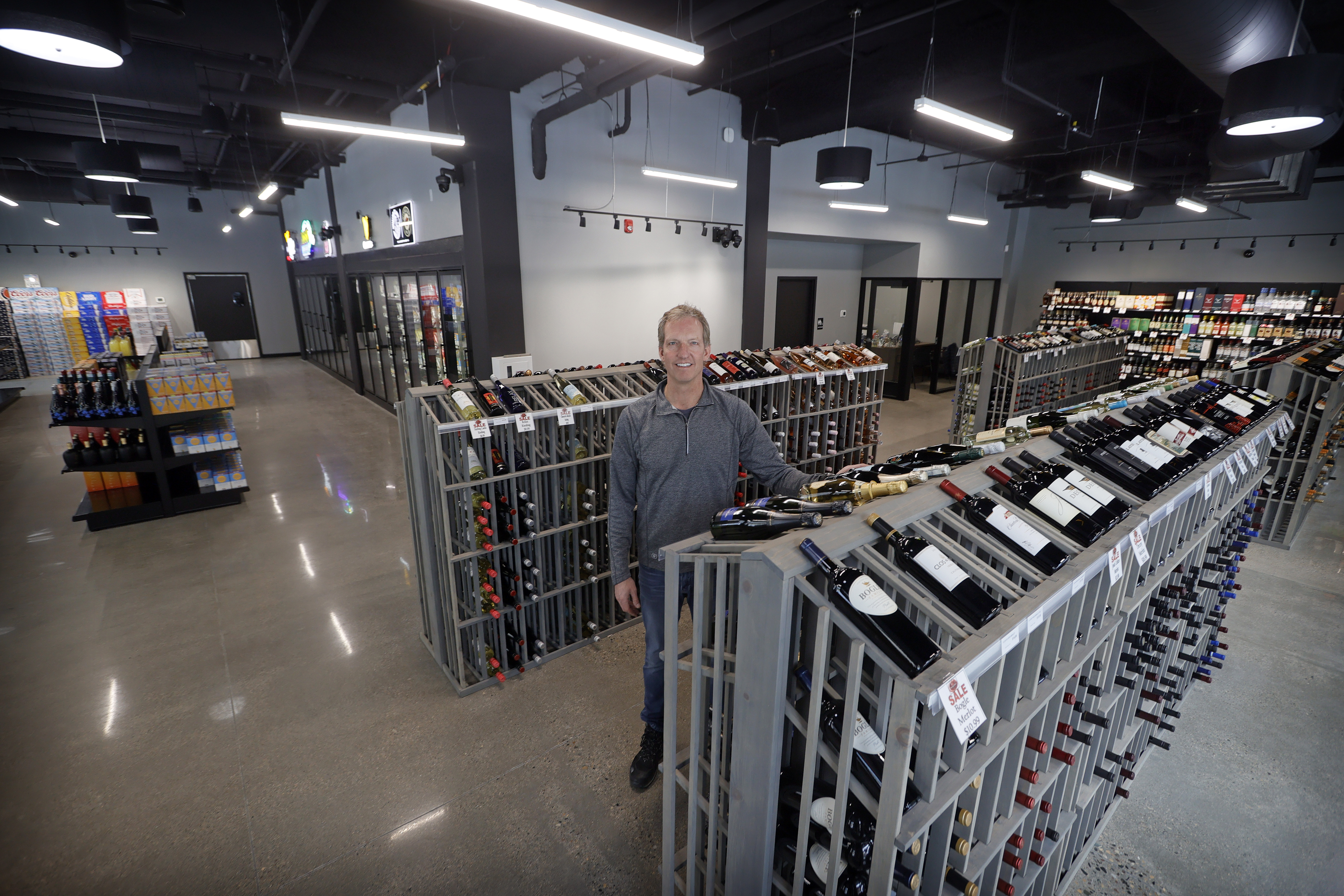 Bottle Barn Off Broadway opens in downtown Fargo - Vimarsana News