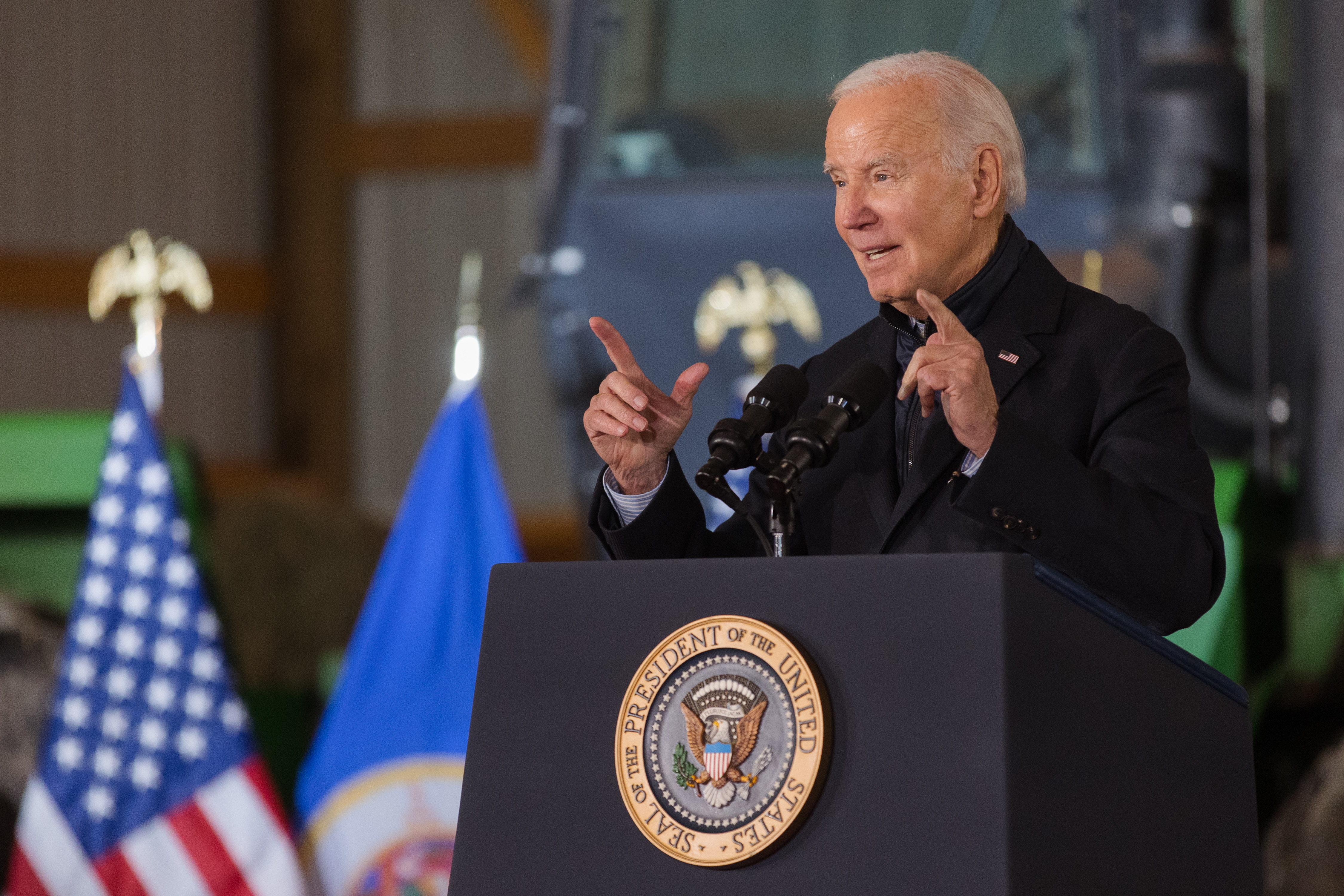 Biden touts rural initiatives in visit to Minnesota family farm - Vimarsana News