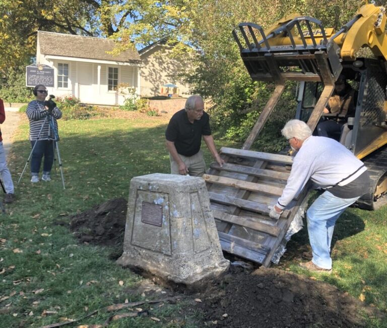 Contents hidden in South Dakota monument 100 years ago to be revealed - Vimarsana News