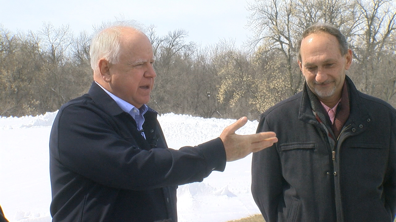 Minnesota Gov. Walz visits Moorhead ahead of flood season - Vimarsana News
