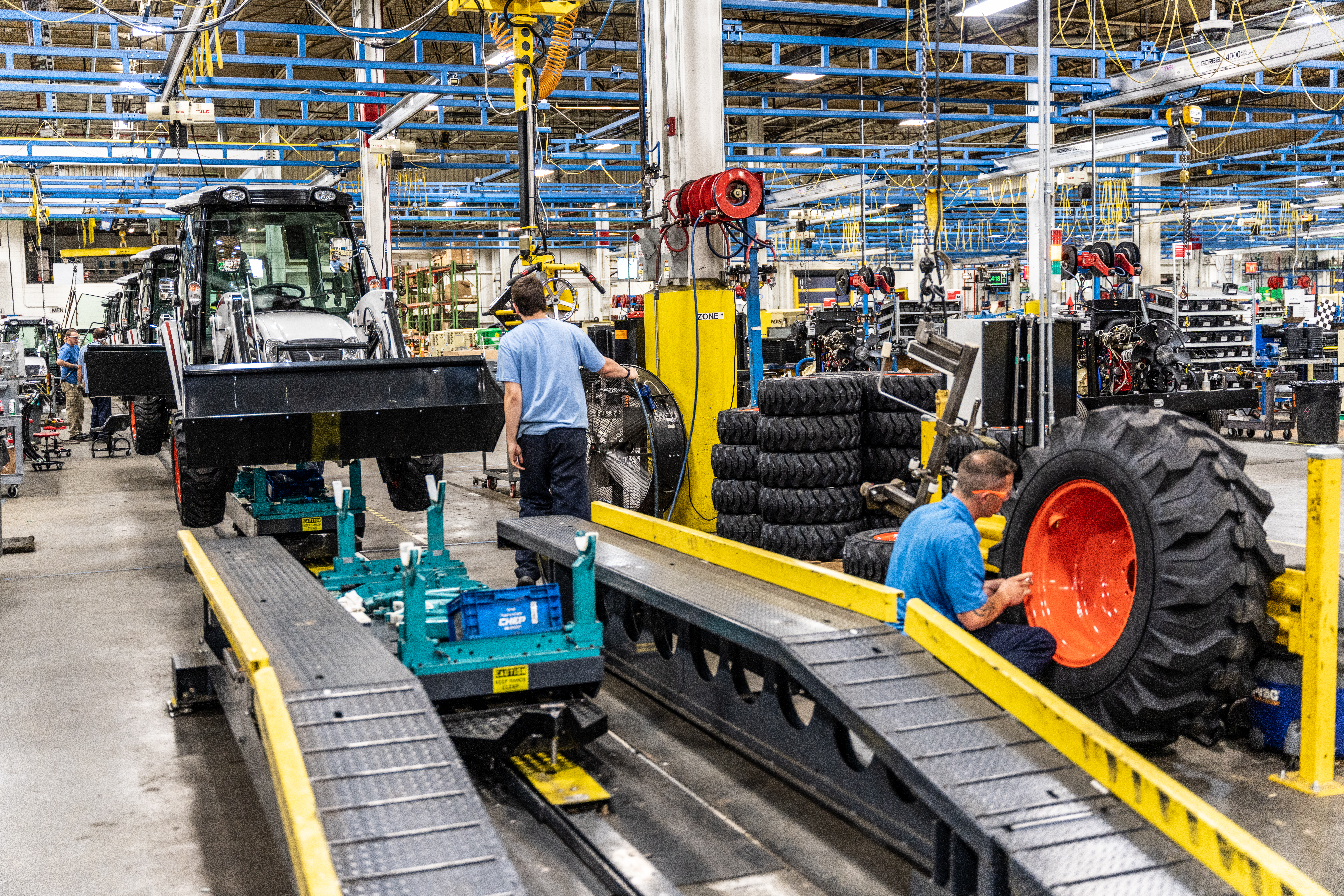 Manufacturing, healthcare and higher ed getting a grip on AI - Vimarsana News