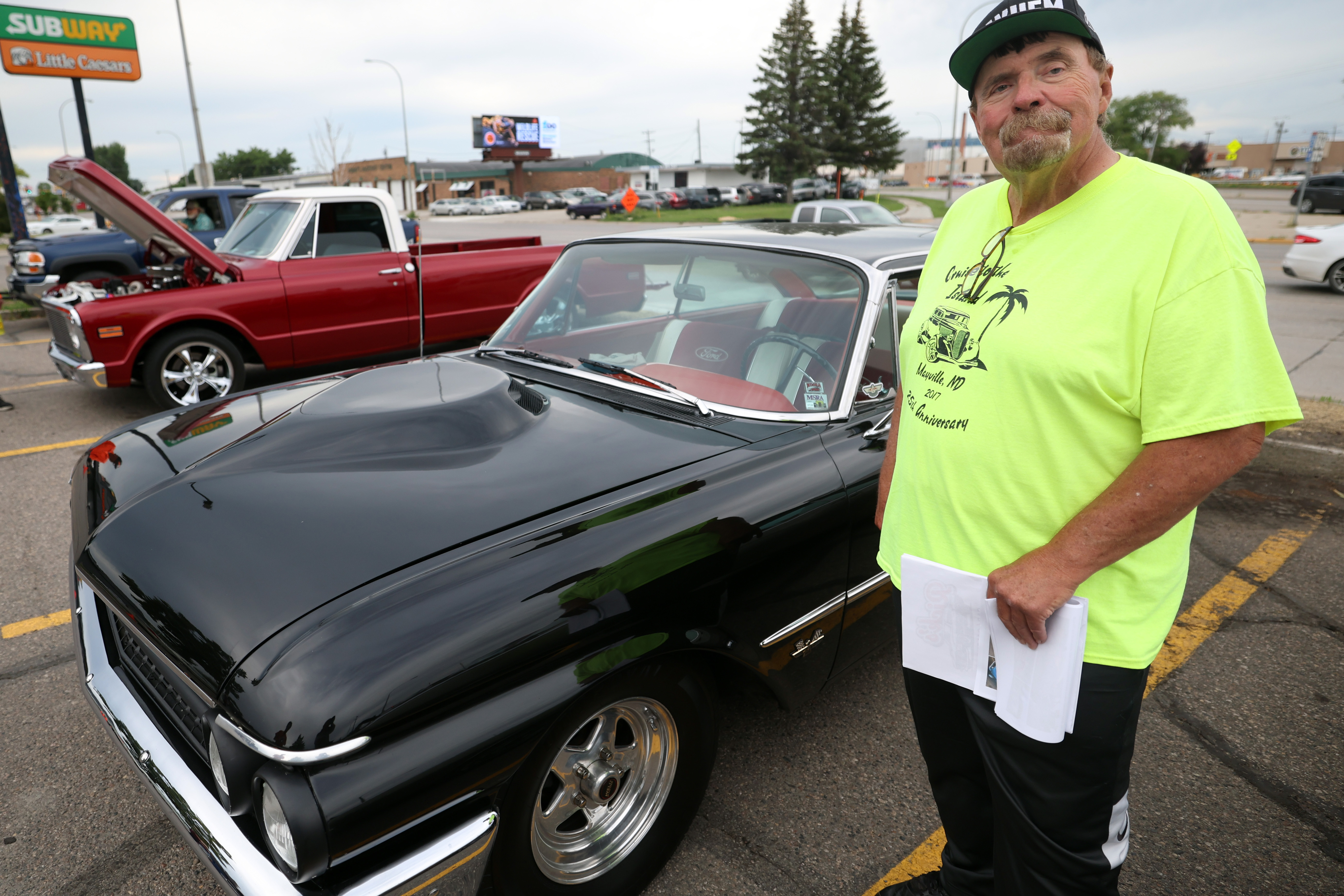 Cruising, and the car culture that surrounds it, drives on in Grand Forks and region - Vimarsana News
