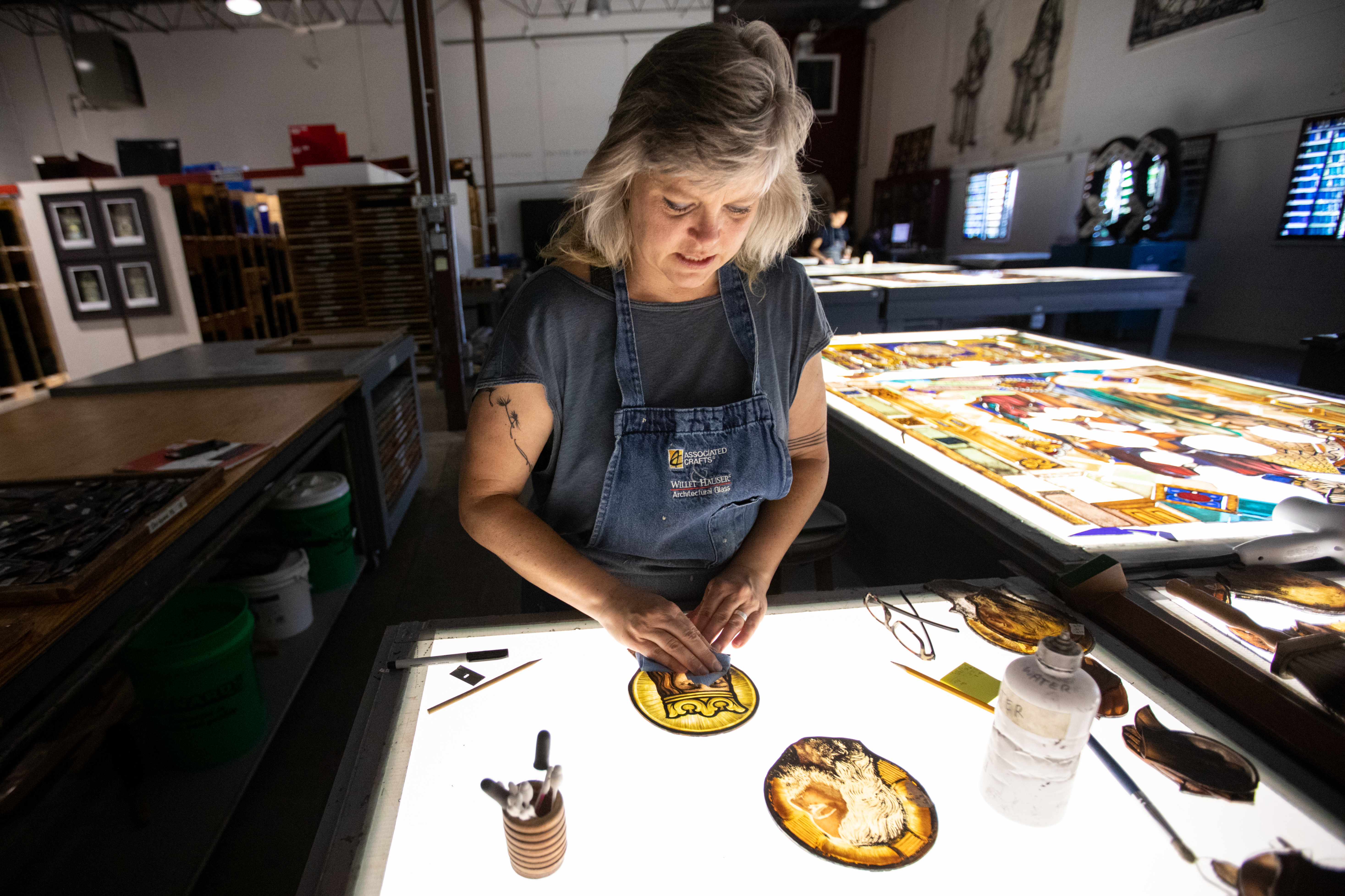 Winona stained glass company honors 125 years of tradition with generations of creativity - Vimarsana News