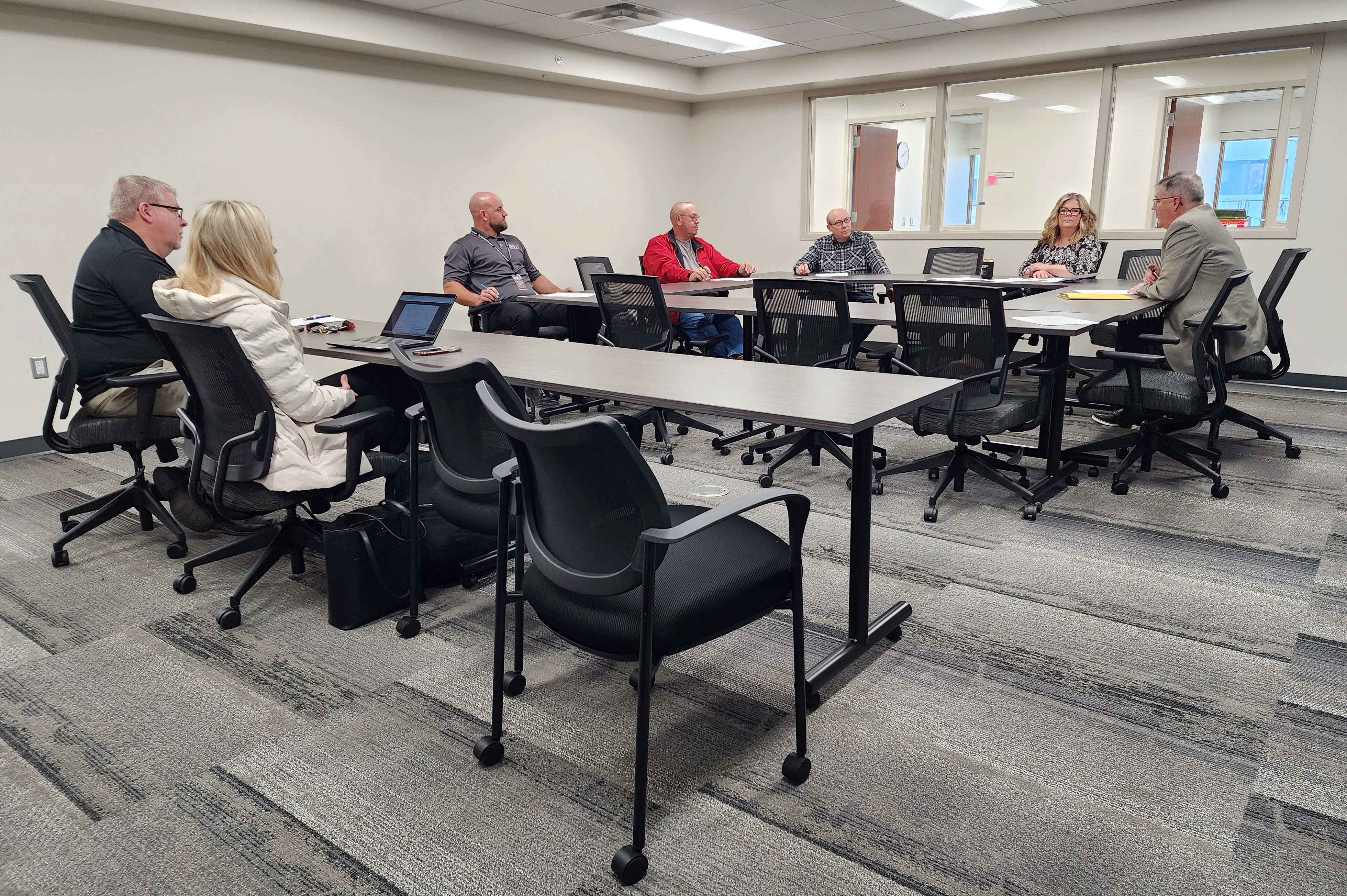Teachers wanted: District 518 hopes to fill a slate of open positions - Vimarsana News