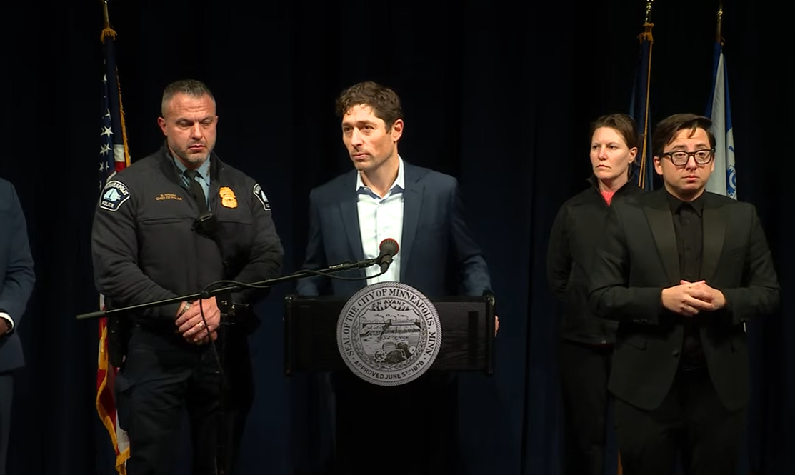 Watch : Gov . Tim Walz live news conference