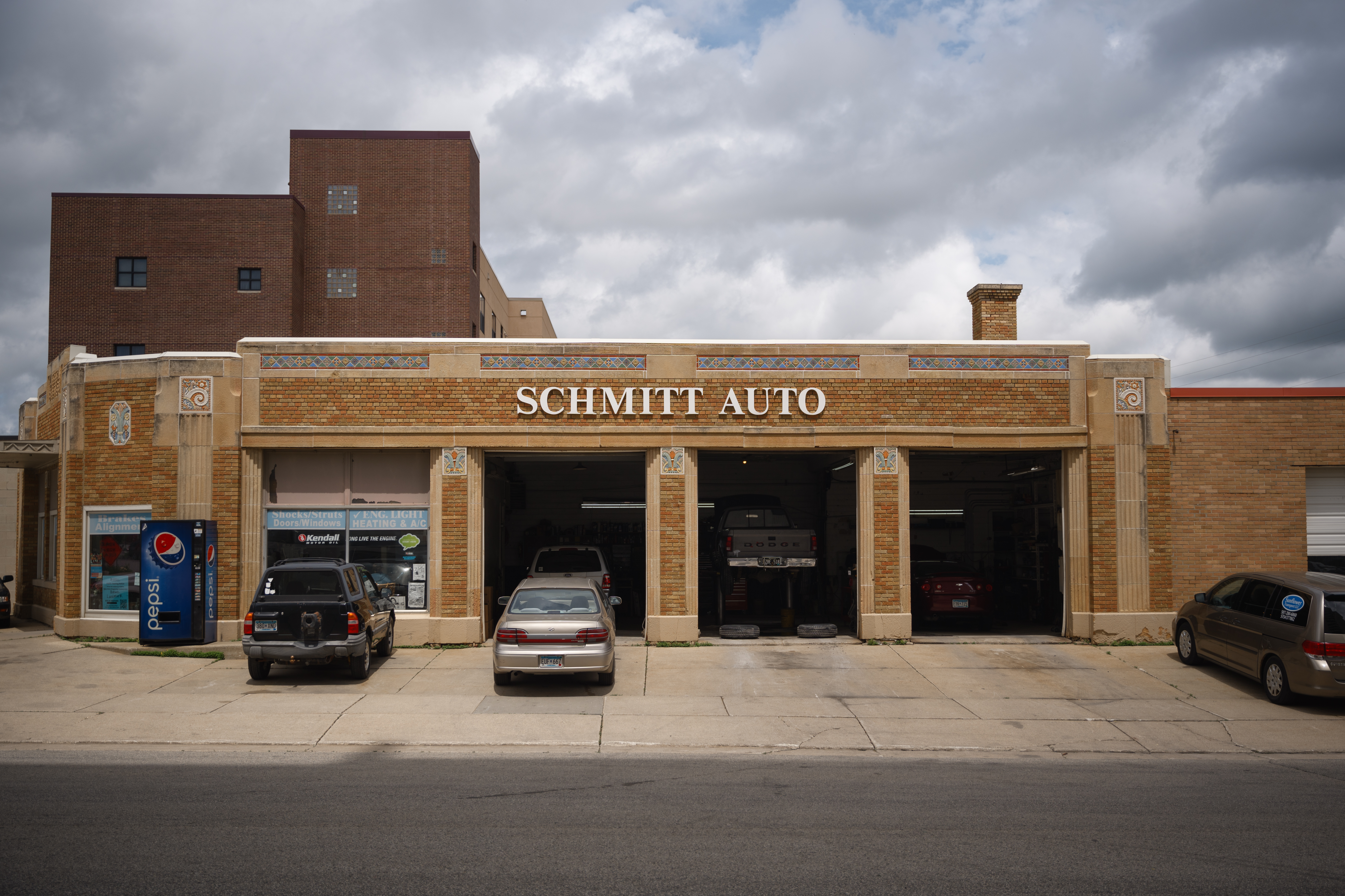 Schmitt Auto recommended for historic landmark status - Vimarsana News