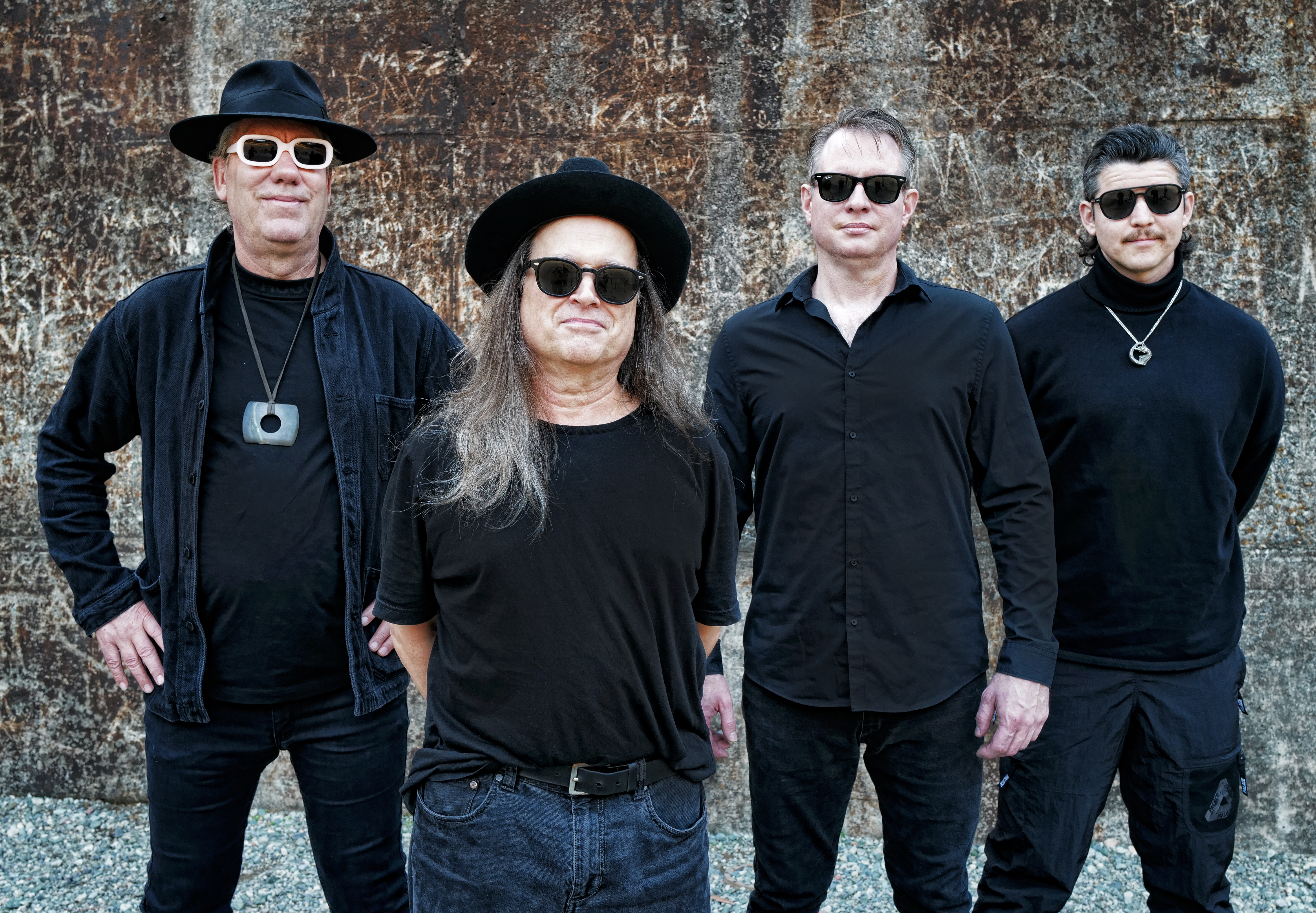Violent Femmes to play outdoor show at Fargo Brewing - Vimarsana News