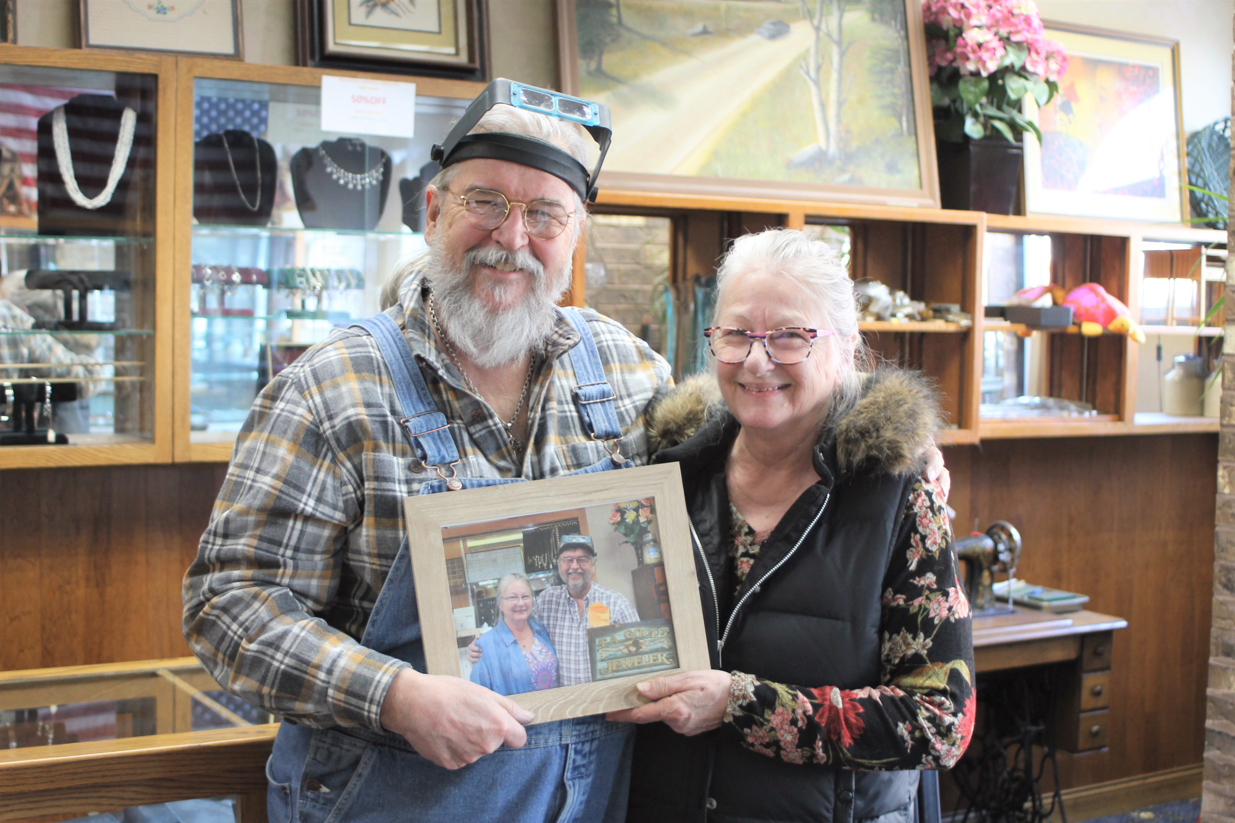 Progress: 'If you don't know jewelry, know your jeweler': T. A. Gould Jeweler eyes sparkling sunset - Perham Focus - Vimarsana News