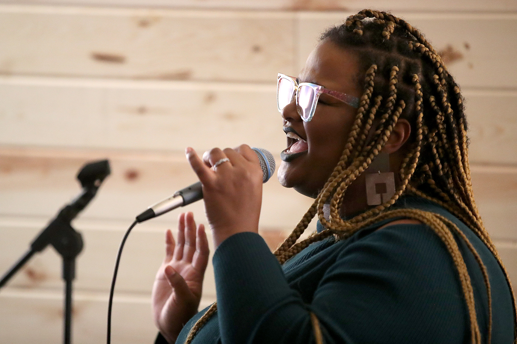 Duluth musician, therapist and activist Diona Johnson dies at 35 - Vimarsana News