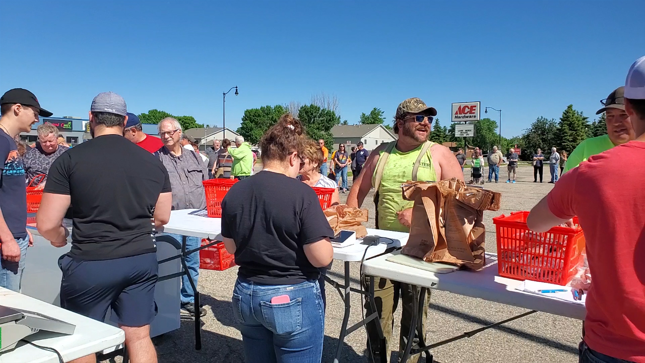 12,000 pounds of Wishek sausage sells out in West Fargo - Vimarsana News
