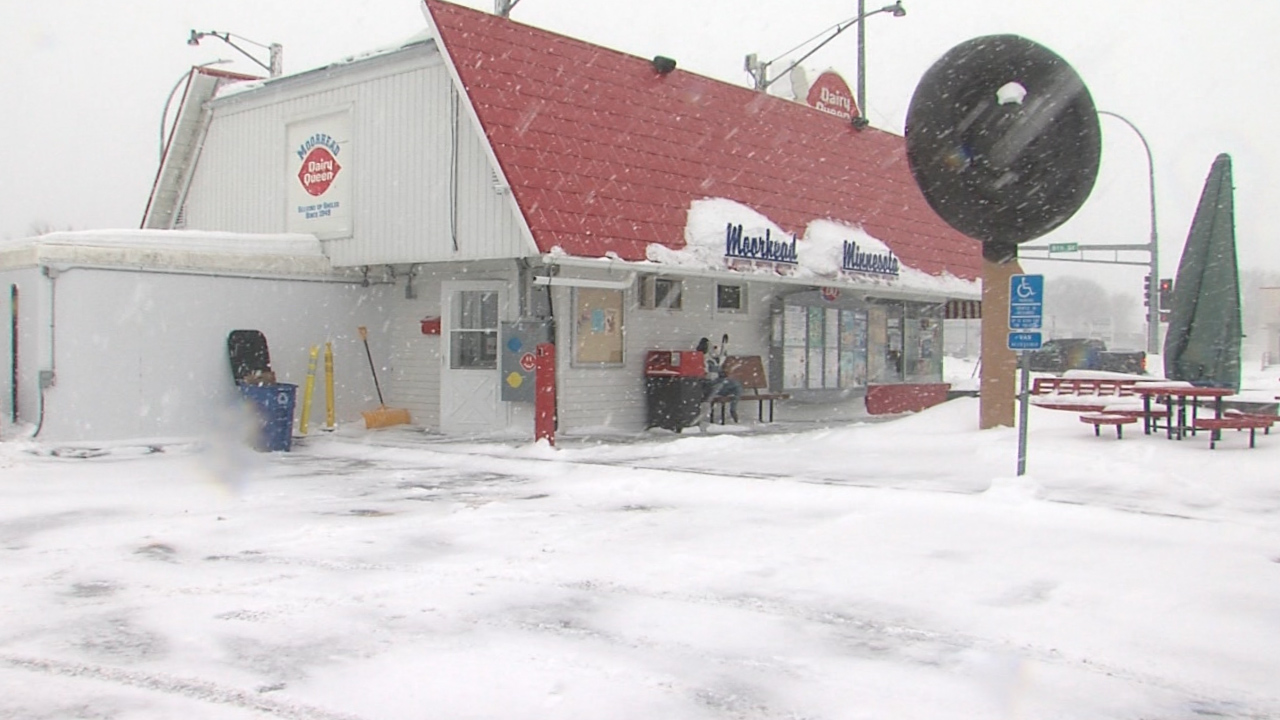 Winter storm can't stop annual tradition of Dairy Queen's opening day in Moorhead - Vimarsana News