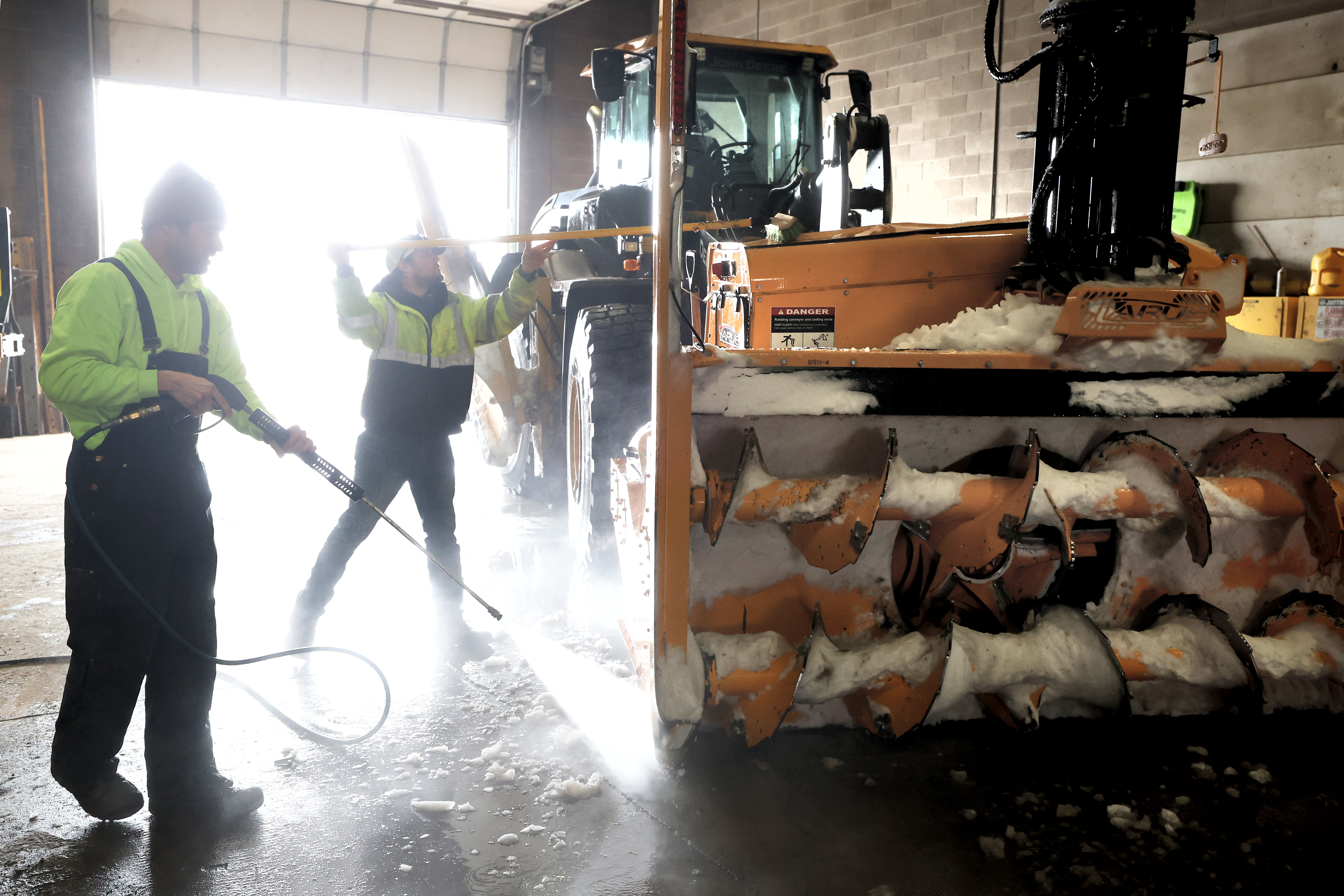 Cities of Grand Forks, East Grand Forks facing staffing challenges in public works, public safety departments - Vimarsana News