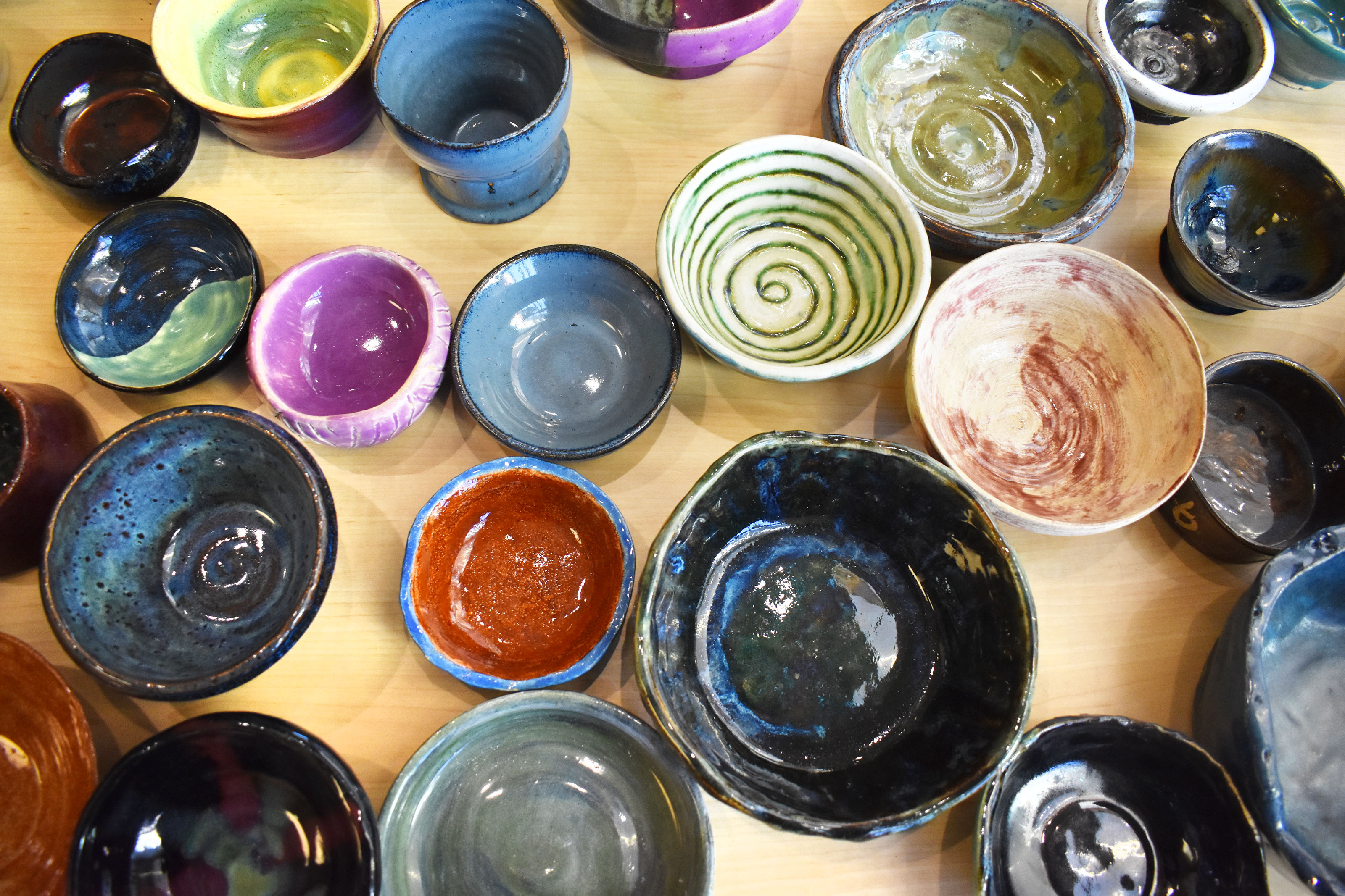 Alexandria high school's 'Empty Bowls' raises thousands - Vimarsana News