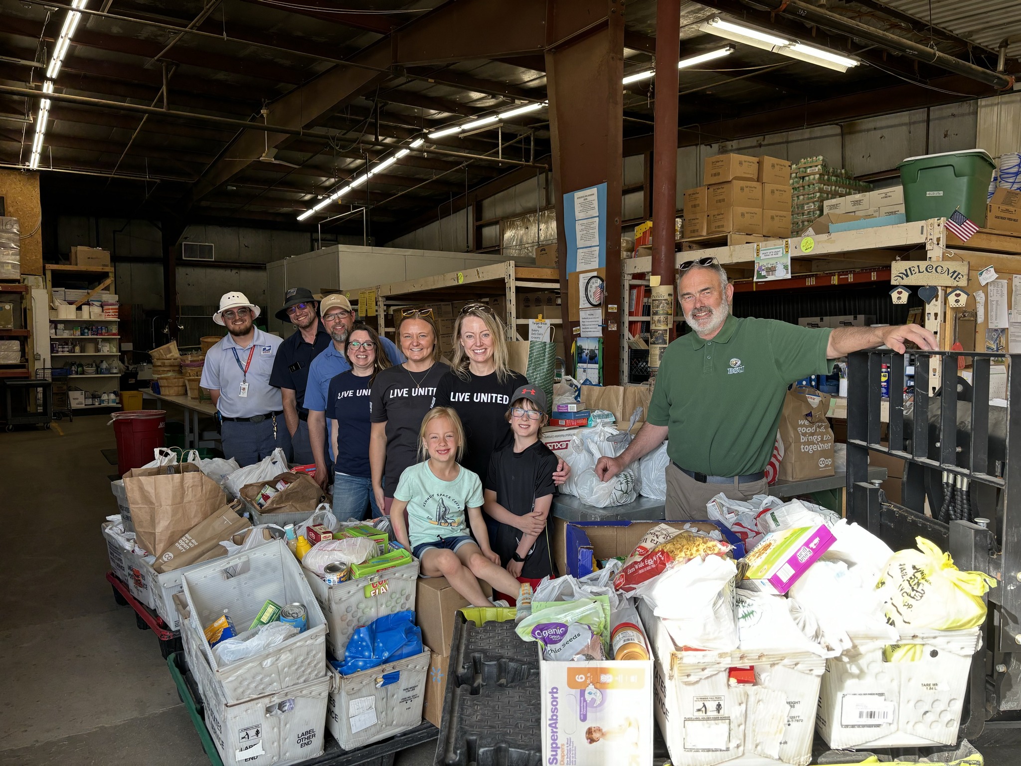 Stamp Out Hunger Food Drive collects 1,260 pounds of food for Bemidji Community Food Shelf - Vimarsana News