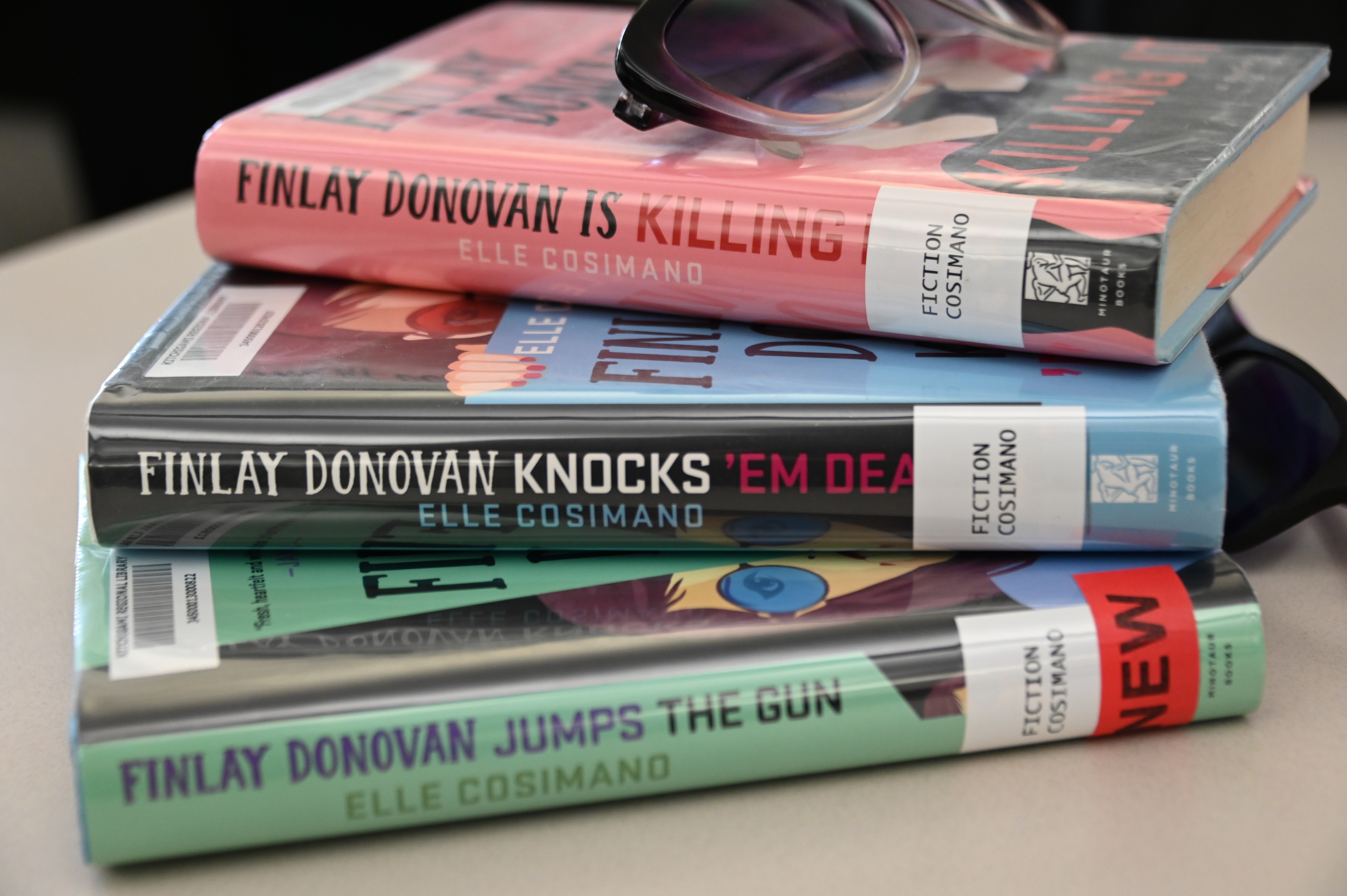 Bourke's Bookshelf: 'Are you really dating an underwear model?' - Brainerd Dispatch | News, weather, sports from Brainerd and Baxter - Vimarsana News
