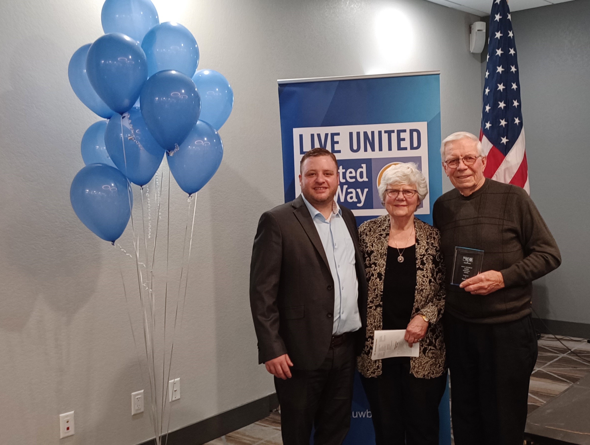 Local volunteers, emergency workers and other 'everyday heroes' honored - Vimarsana News