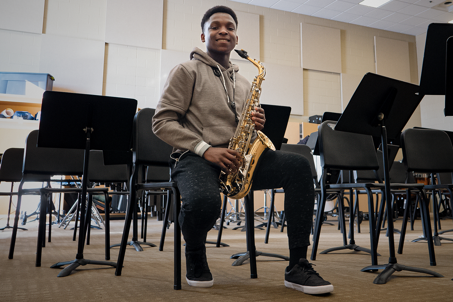 West Fargo middle schooler heading to national music competition with new sax donated by supporters - Vimarsana News