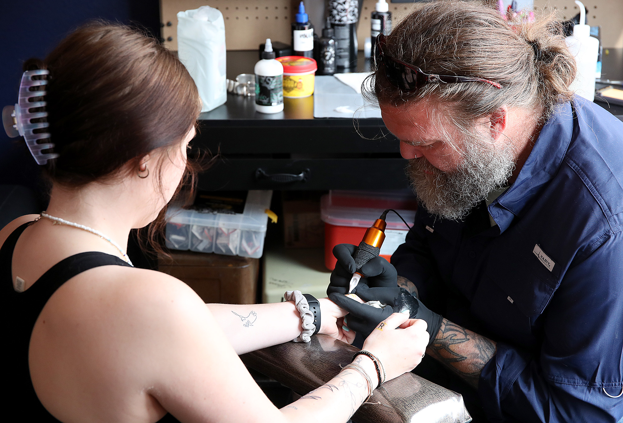 Walk-in tattoo parlor opens in downtown Superior - Vimarsana News