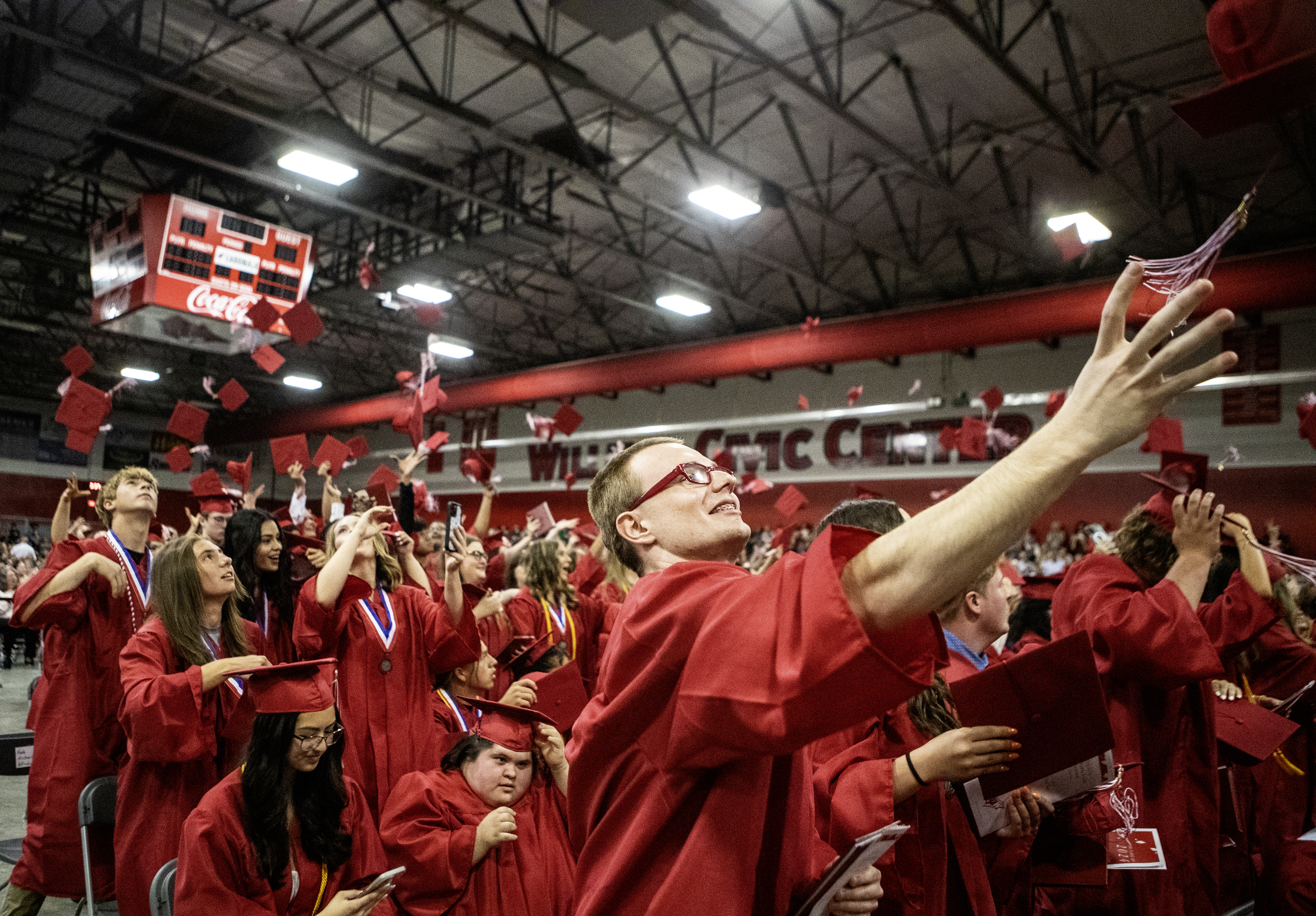 Willmar Senior High School Class of 2024 gets graduation sendoff - Vimarsana News