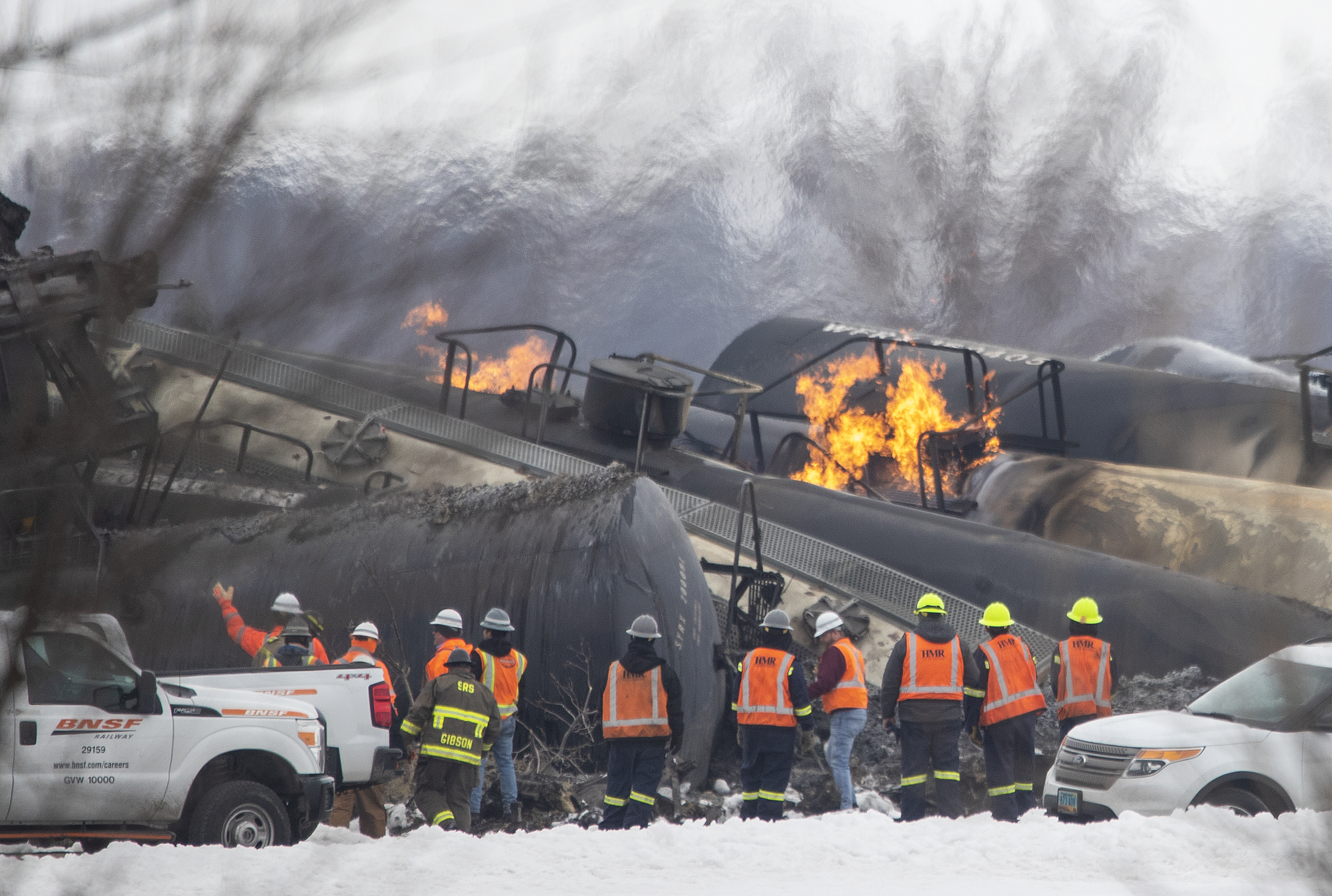 Minnesota lawmakers push rail safety bill after fiery ethanol derailment - Vimarsana News
