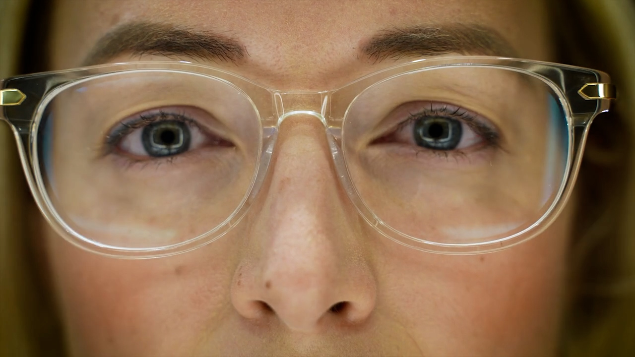 Minnesota woman's 'Broken Eyes' documents risks of laser refractive surgery - Vimarsana News