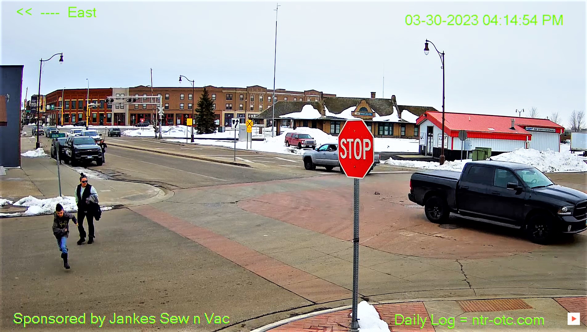 Train fans delight in new live-feed webcam in Detroit Lakes - Vimarsana News