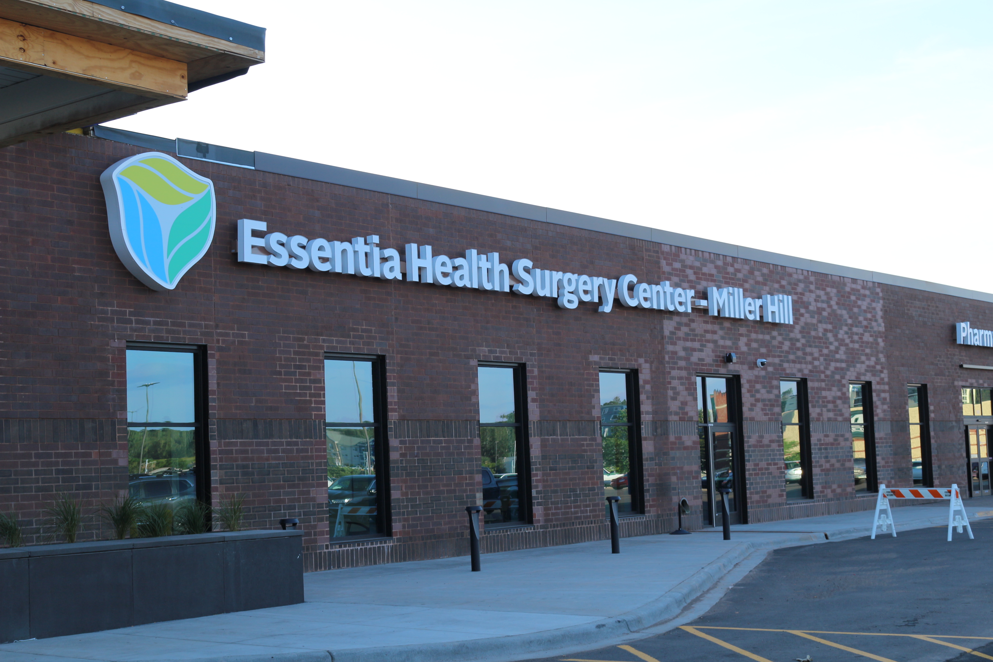 Essentia to reopen Miller Hill surgery center, pharmacy Wednesday - Vimarsana News