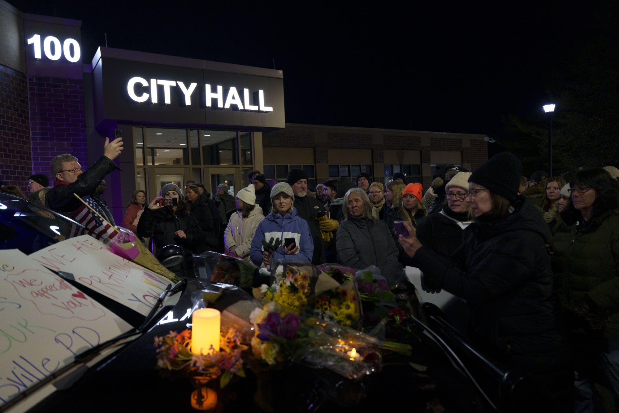 Burnsville police chaplain: 'Our community is broken' - InForum | Fargo, Moorhead and West Fargo news, weather and sports - Vimarsana News