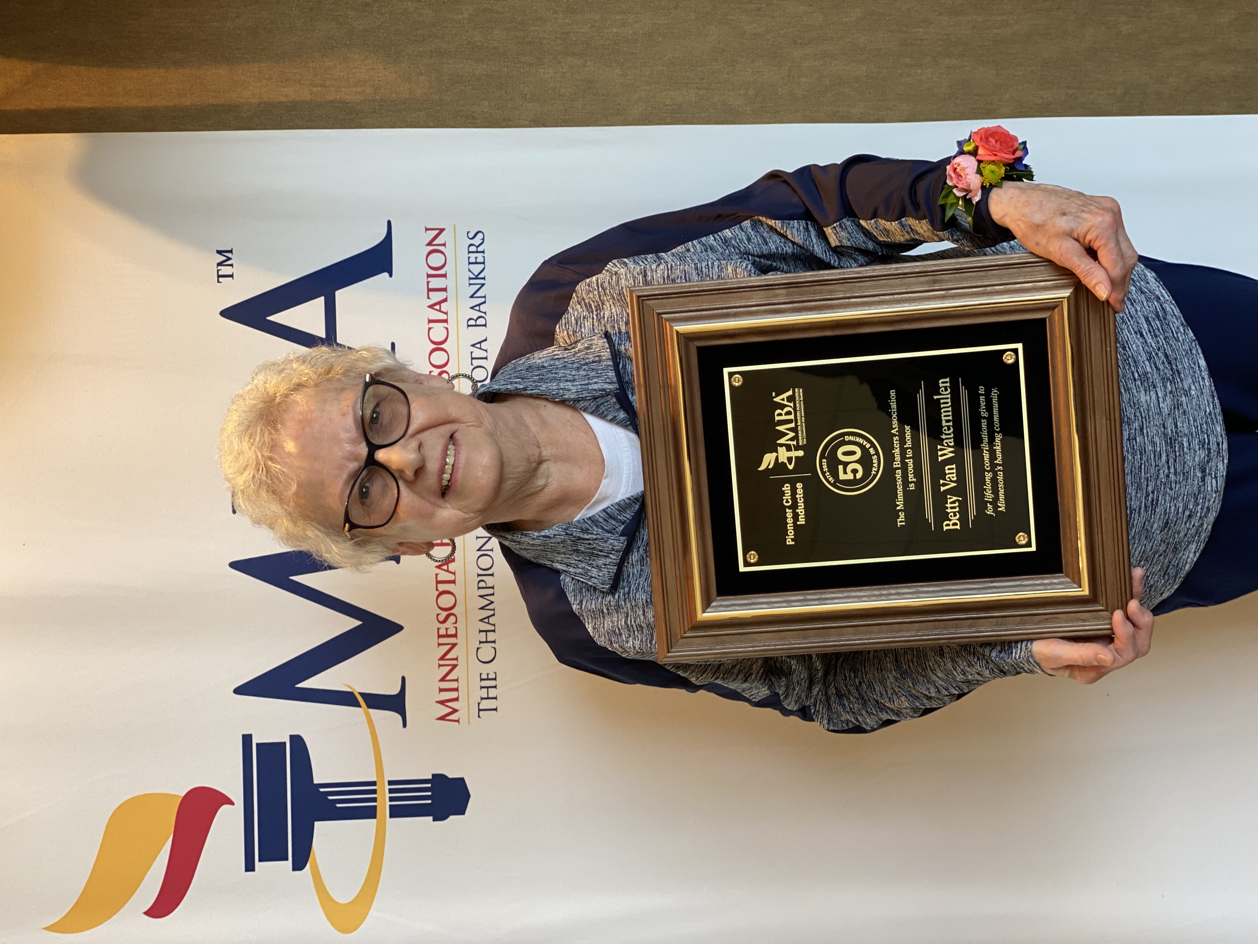 United Community Bank worker honored as Minnesota Bankers Association Pioneer Banker - Vimarsana News