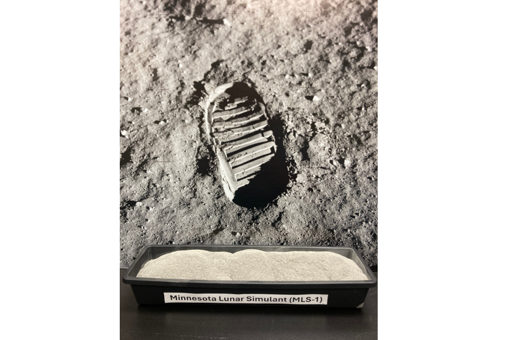 Northlandia: The West Duluth rocks used in moon research - InForum | Fargo, Moorhead and West Fargo news, weather and sports - Vimarsana News