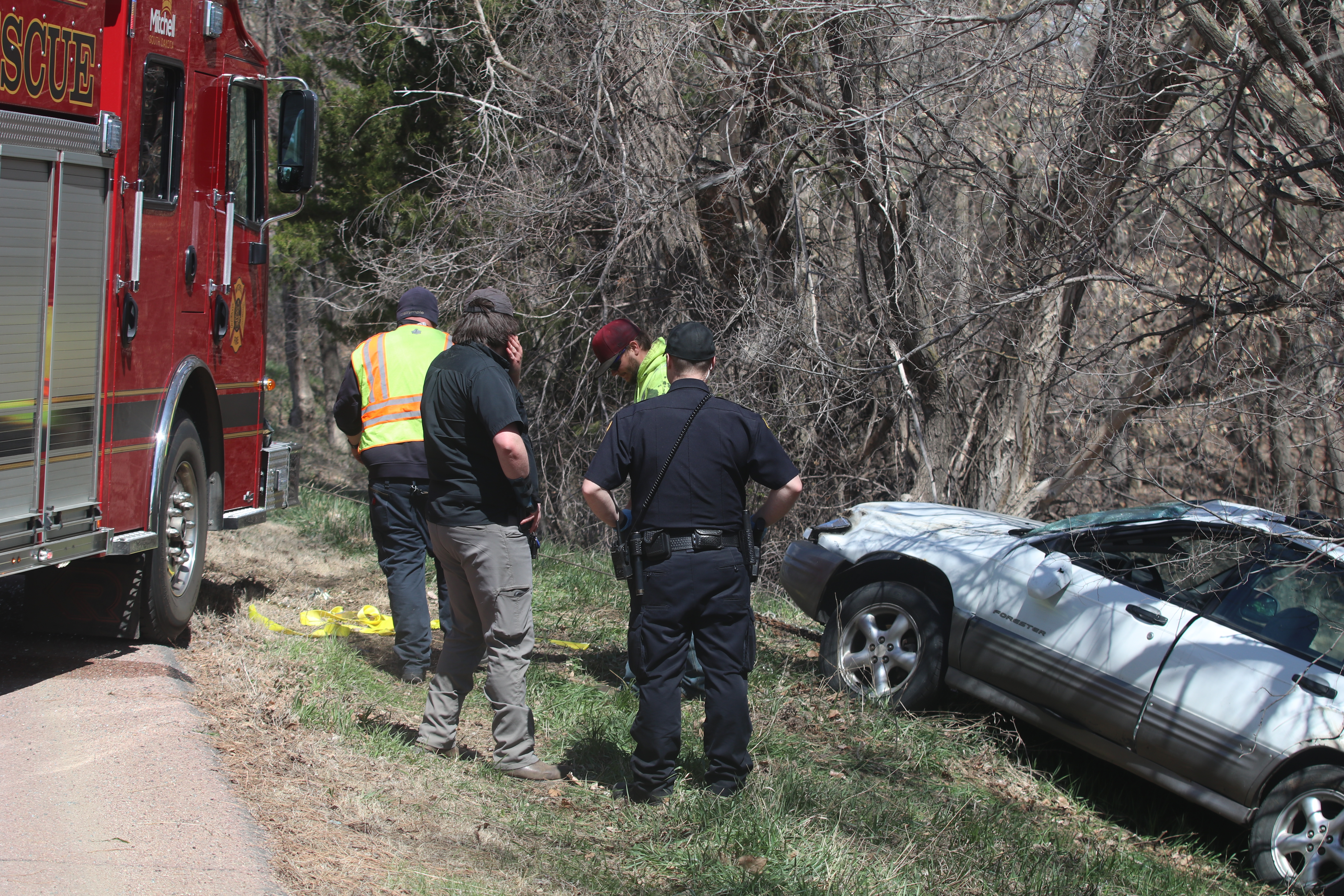 One person injured, charged in rollover crash on Indian Village Road - Vimarsana News