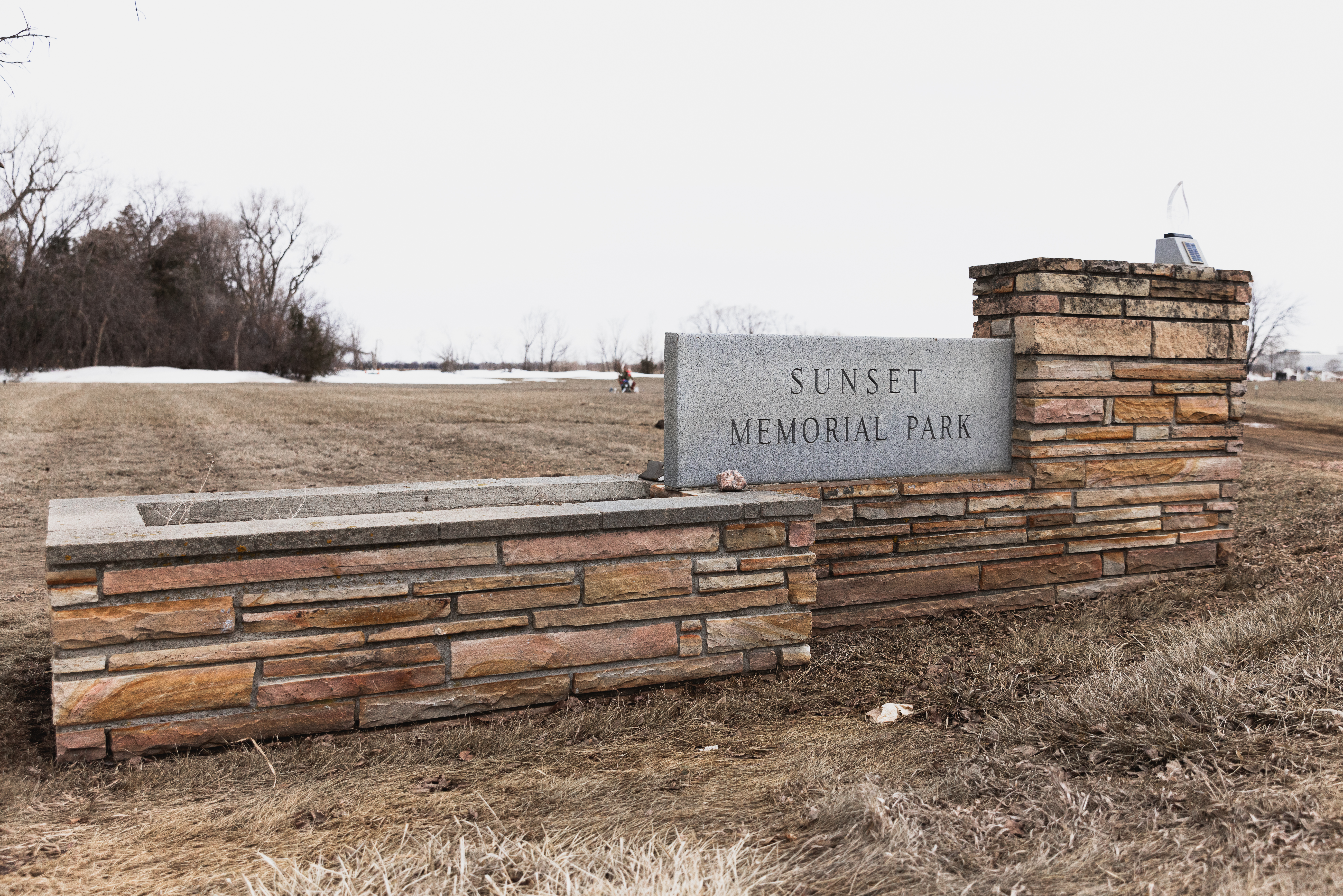 A Minnesota city that owns a Mitchell area cemetery is 'optimistic as ever' in selling it to area residents - Vimarsana News