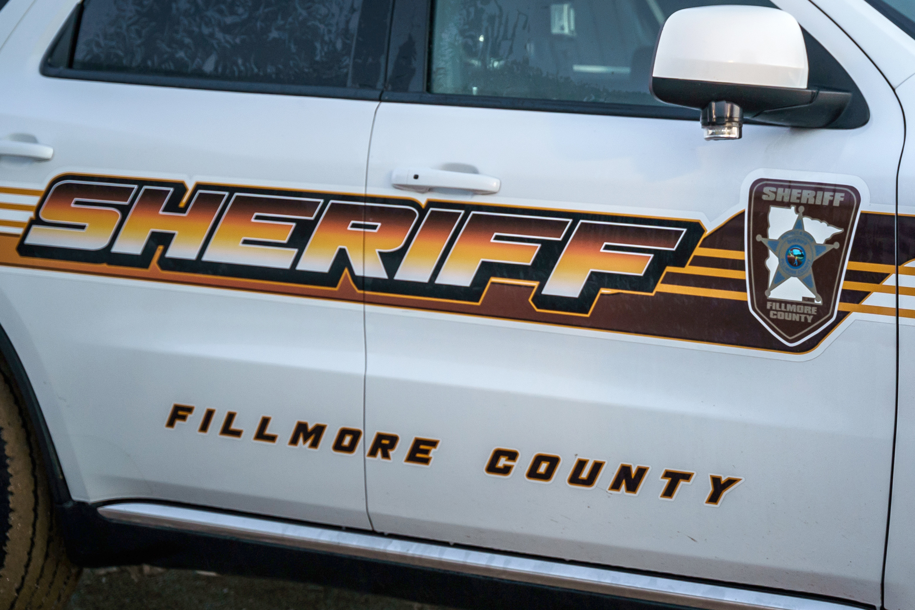 Judge upholds seizure of dogs from Fillmore County breeders - Vimarsana News