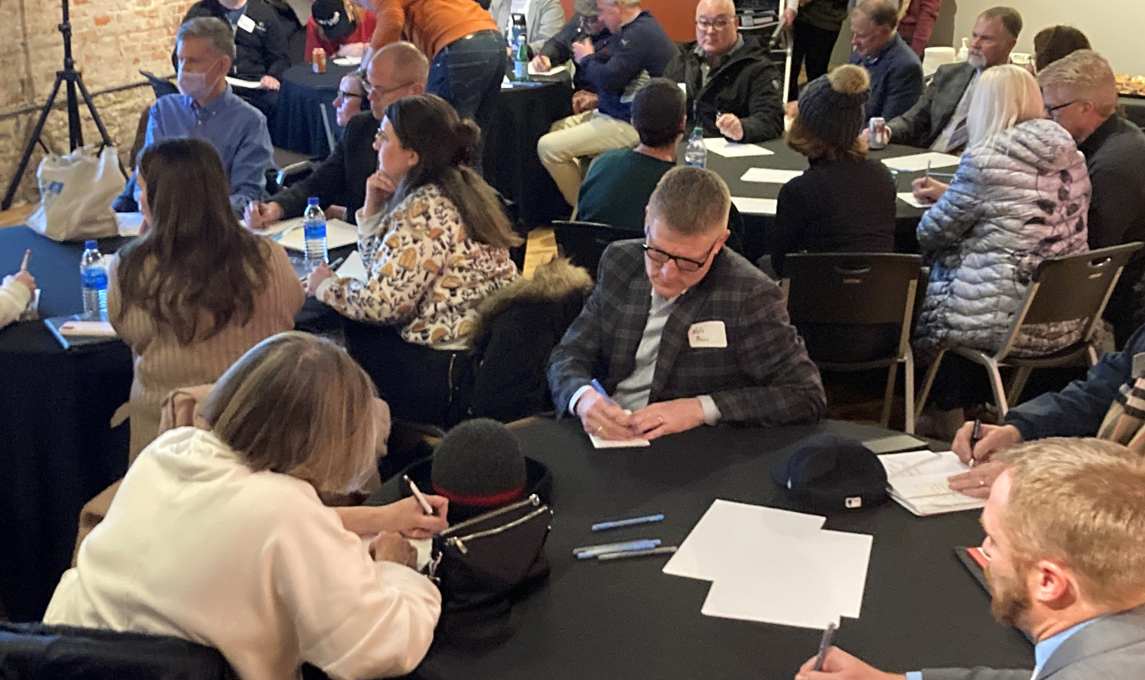 Opportunities and frustrations fuel downtown discussion - Vimarsana News