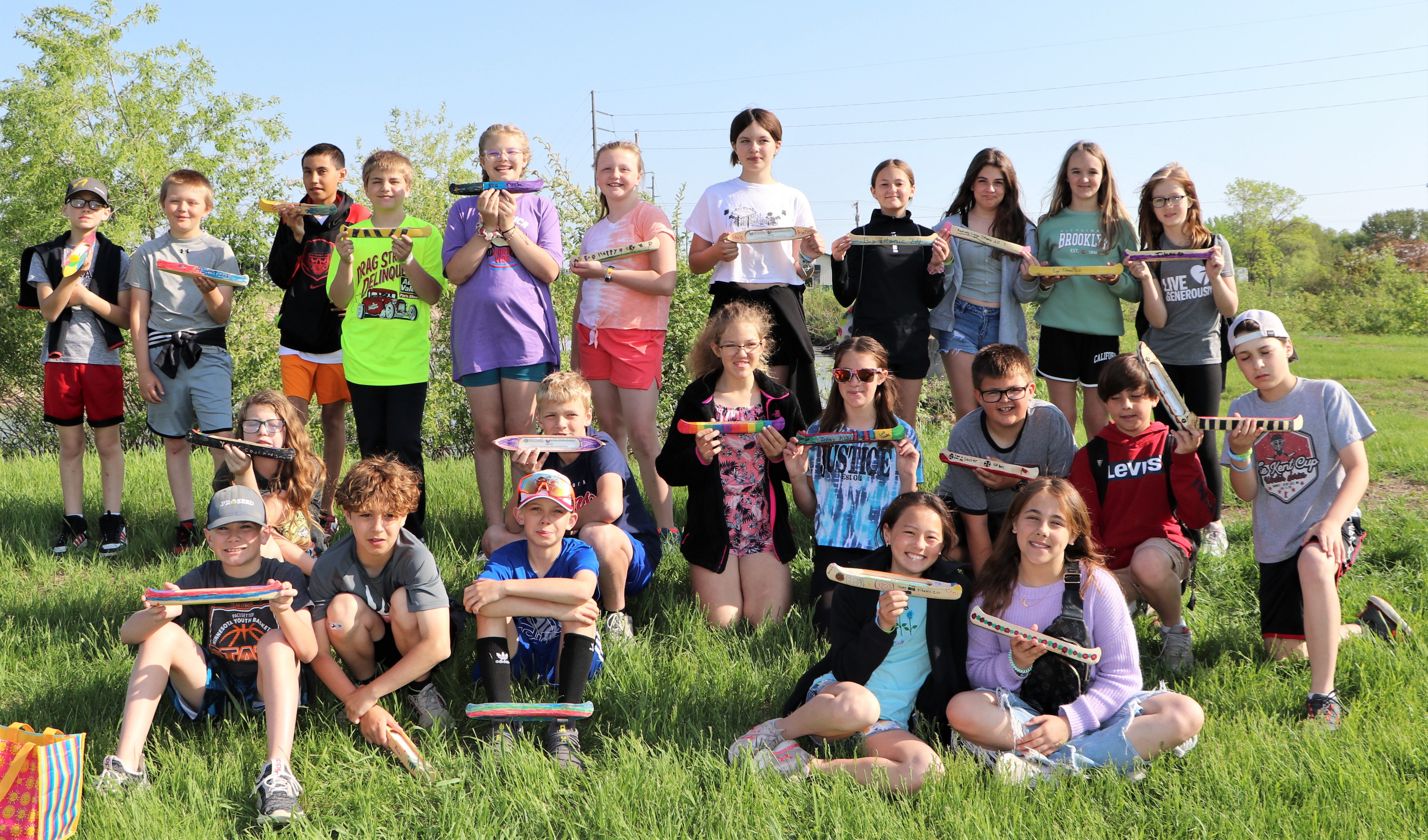 Roosevelt fifth-graders in DL launch small canoes on journey north to Hudson Bay - Vimarsana News