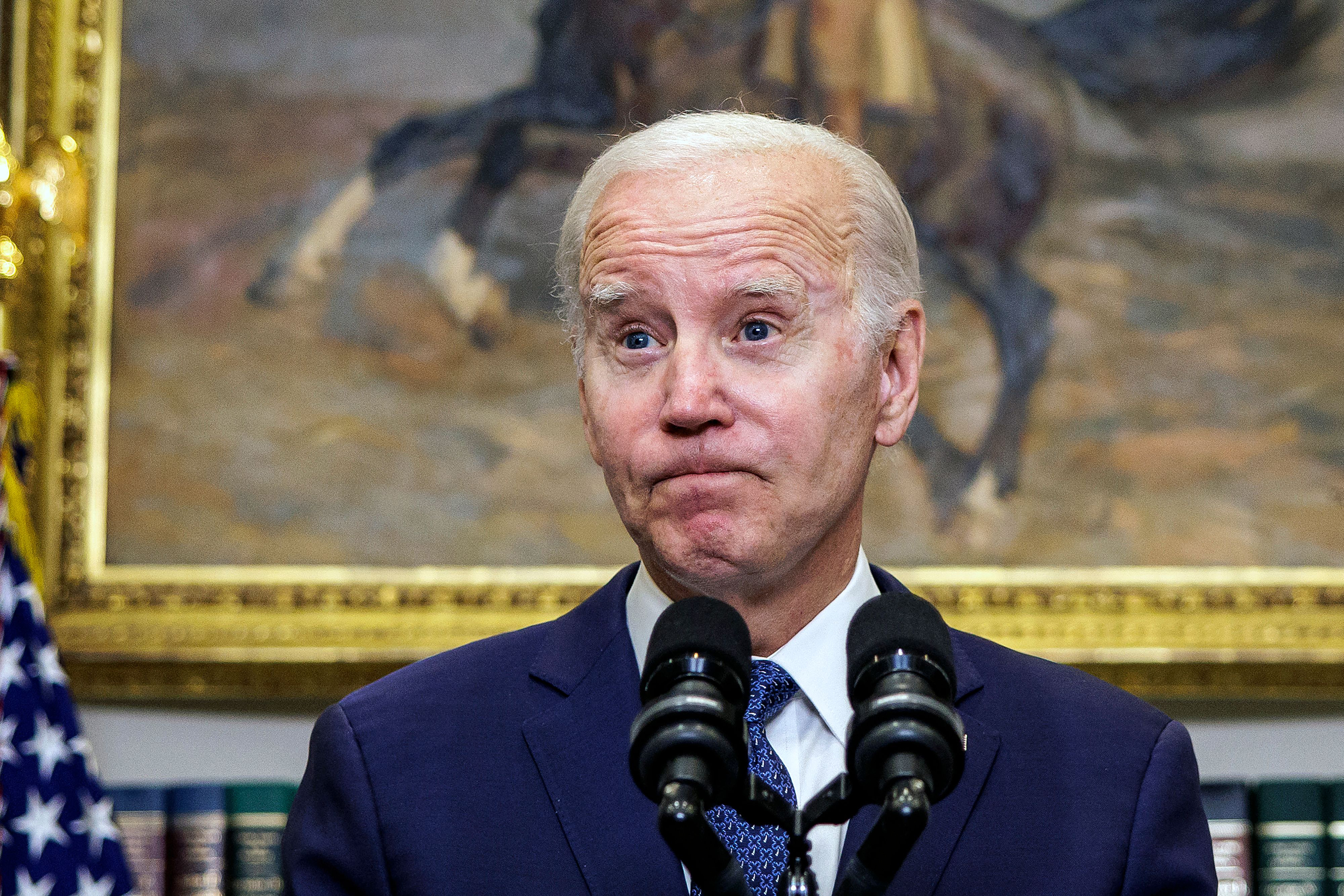 US Supreme Court blocks Biden student loan forgiveness - Vimarsana News