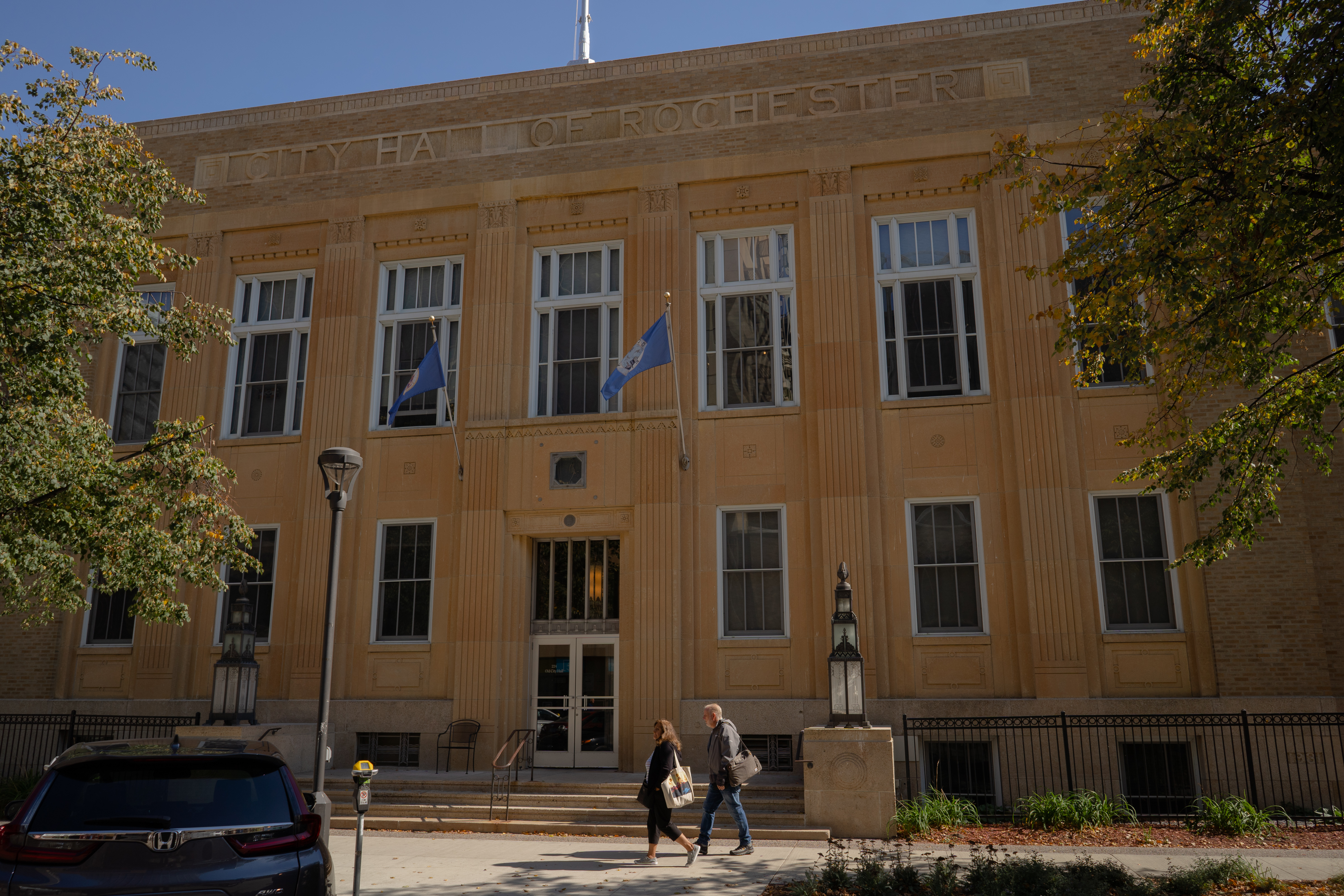 Black Swan to open the doors of renovated Old City Hall apartments to the public - Vimarsana News