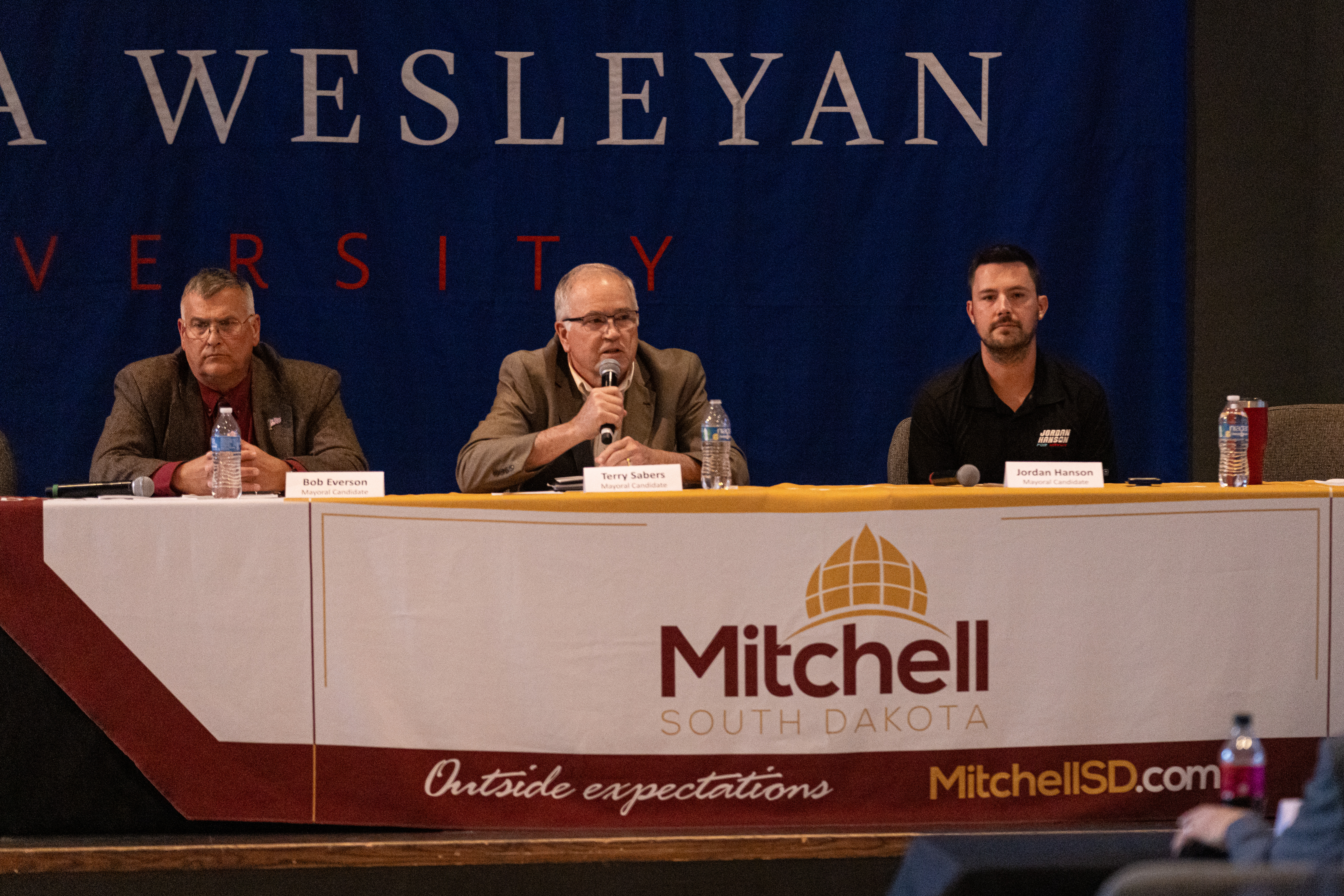 Mayoral candidates lay out plans to kickstart growth and reveal stances on Lake Mitchell dredging project - Vimarsana News