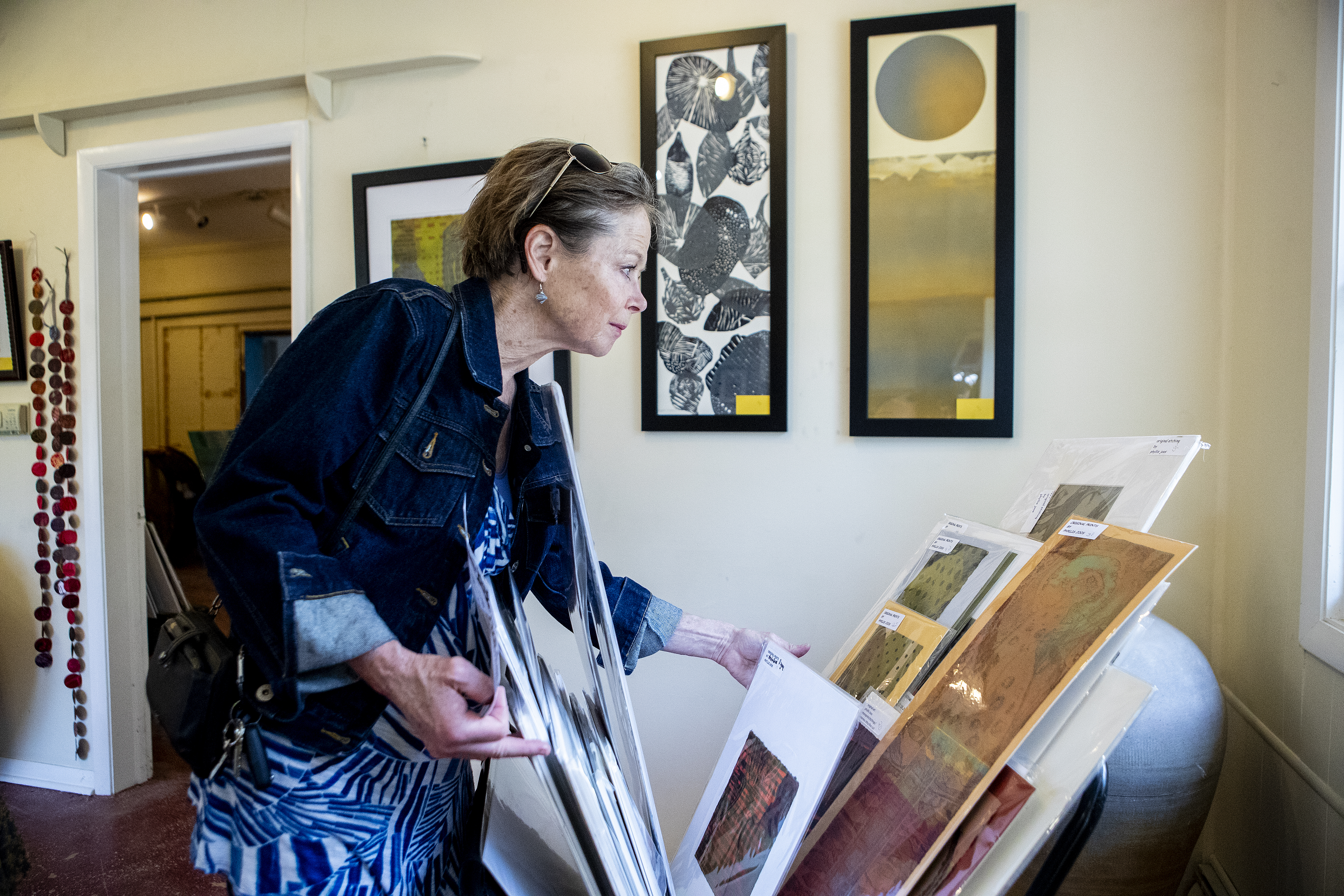 PHOTOS: Studio Hop returns with large lineup of area artists - Vimarsana News
