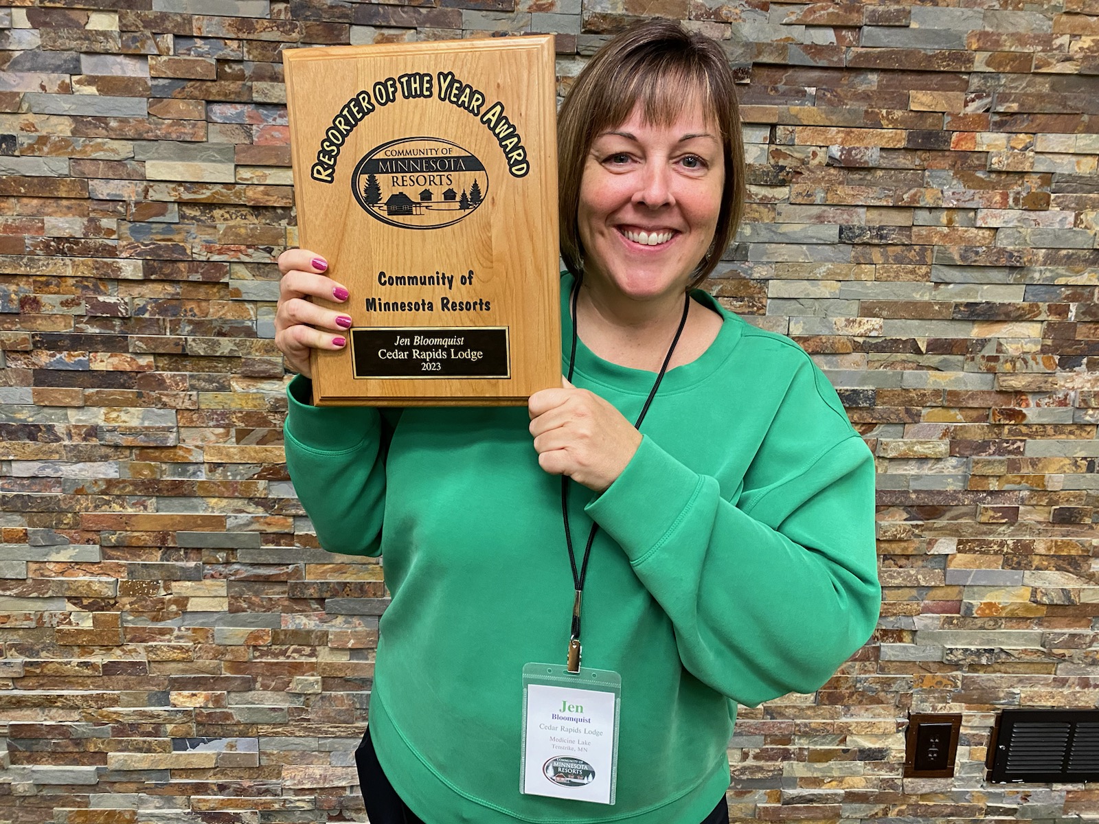 Jen Bloomquist of Cedar Rapids Lodge named Resorter of the Year - Vimarsana News
