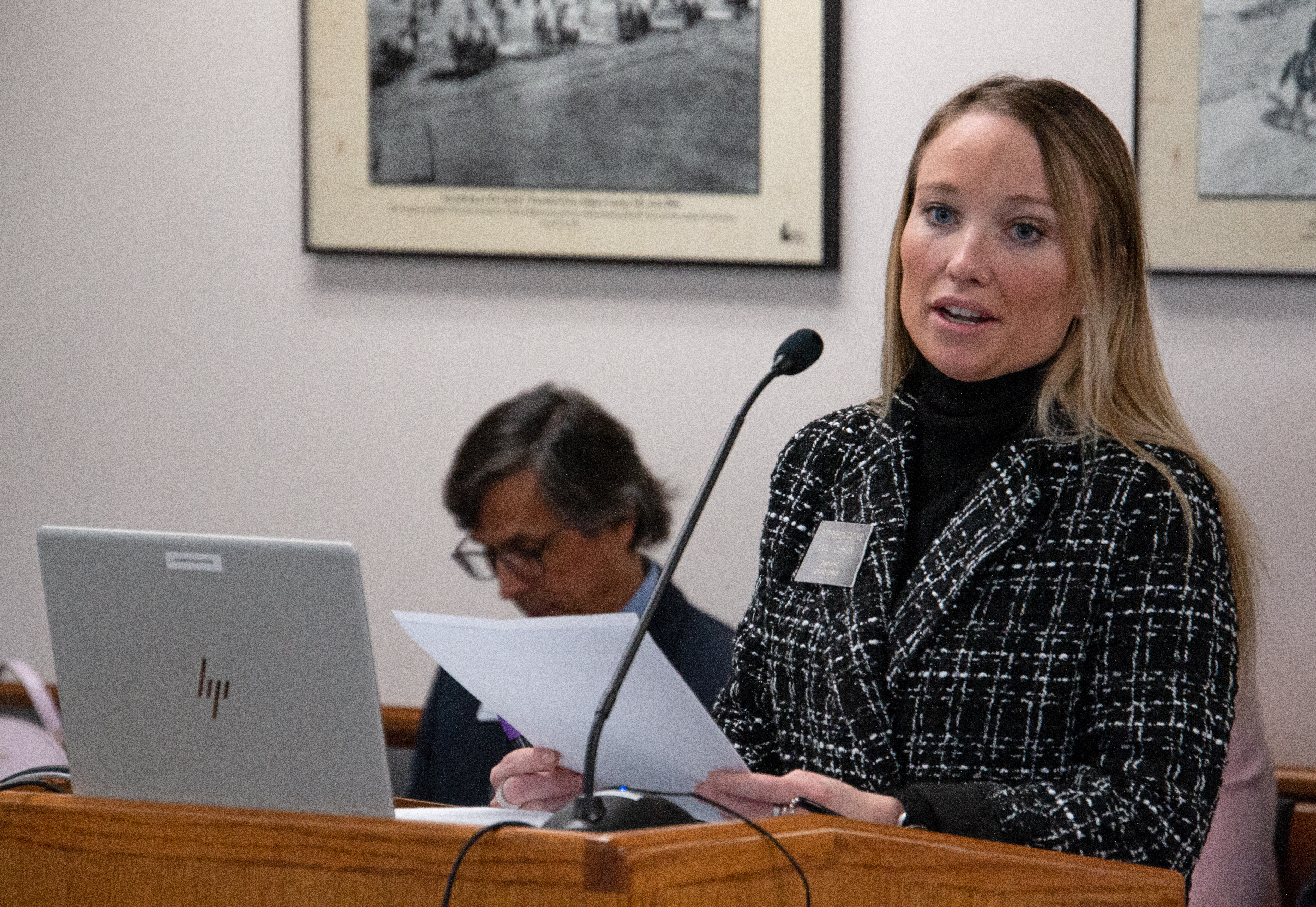 Port: Lawmaker critical of state auditor now chairs the committee overseeing his work - Vimarsana News