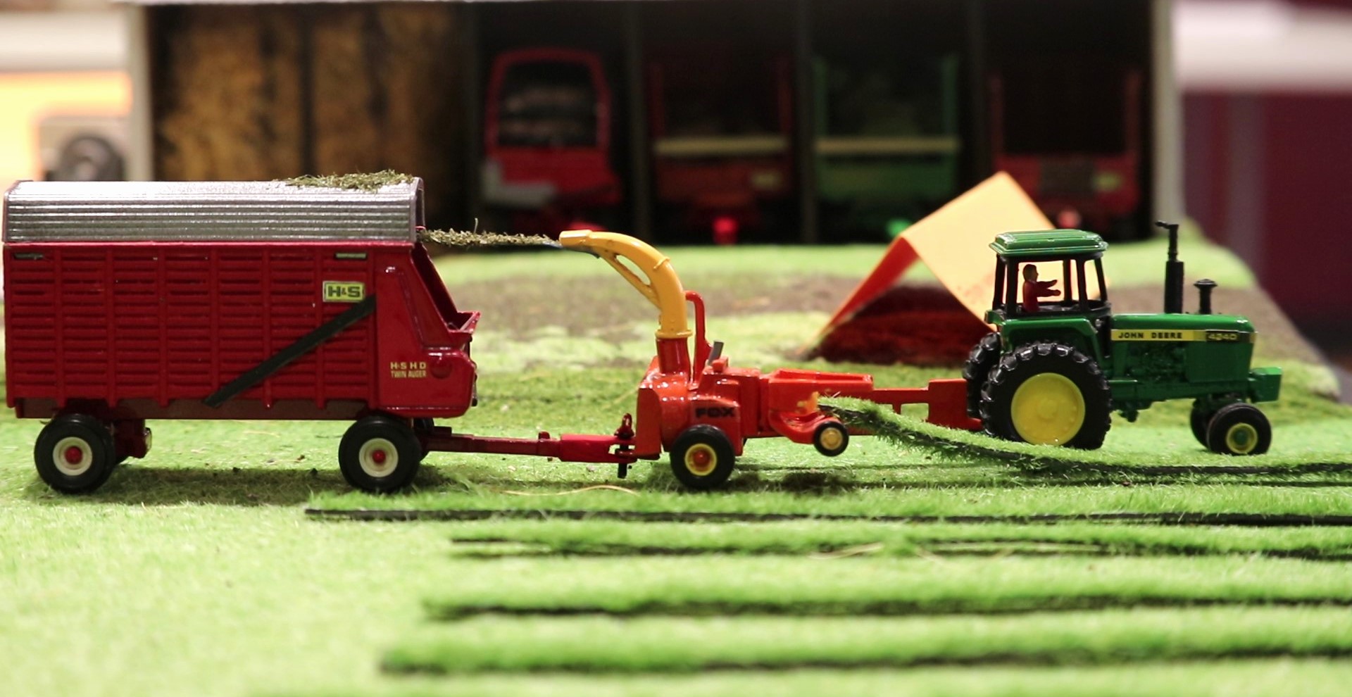 Farm toys keep farm memories alive - Vimarsana News