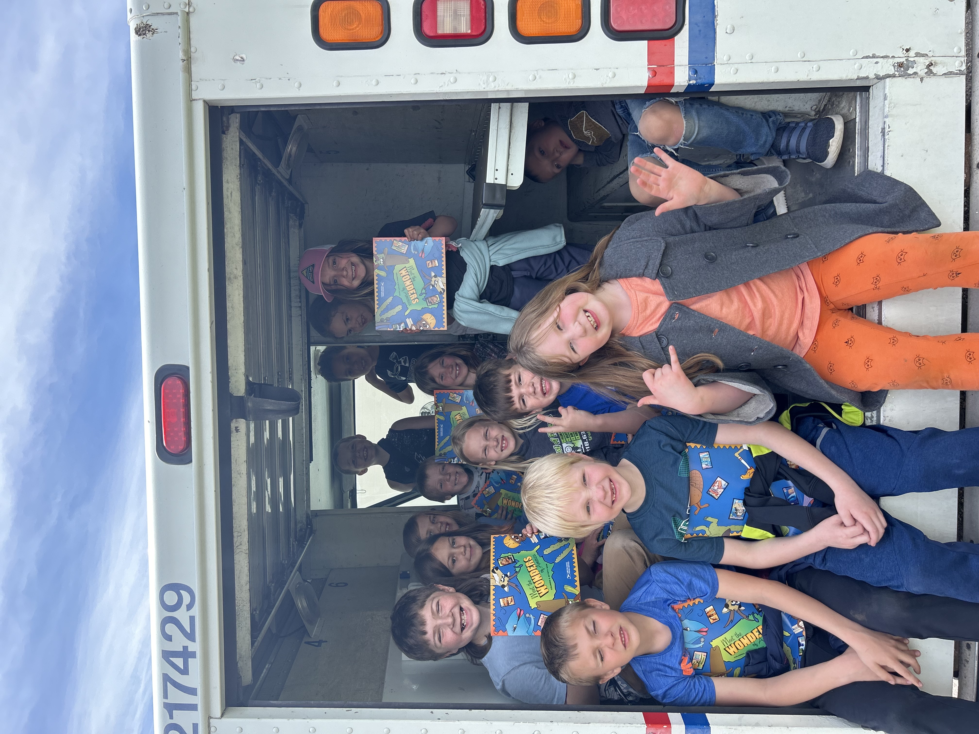 WDC first grade students visit the post office for class - Vimarsana News