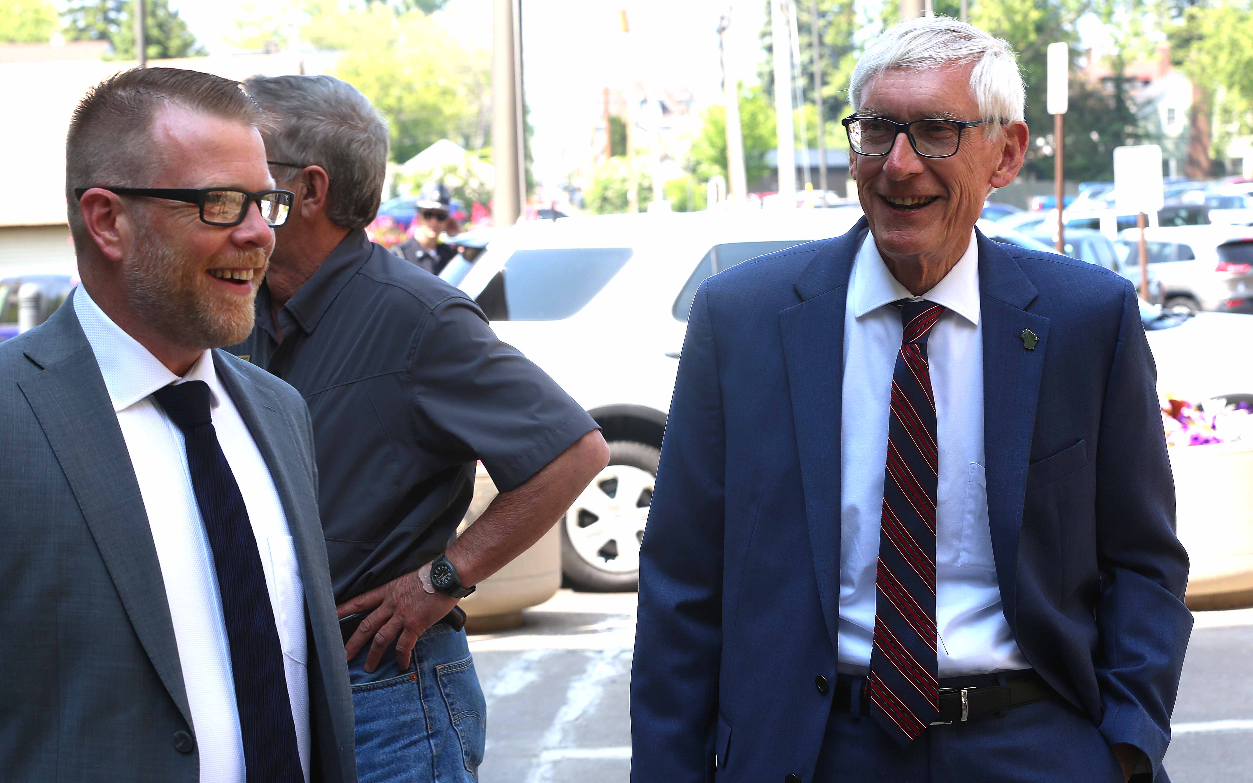 Evers highlights shared revenue law during Superior stop - Vimarsana News