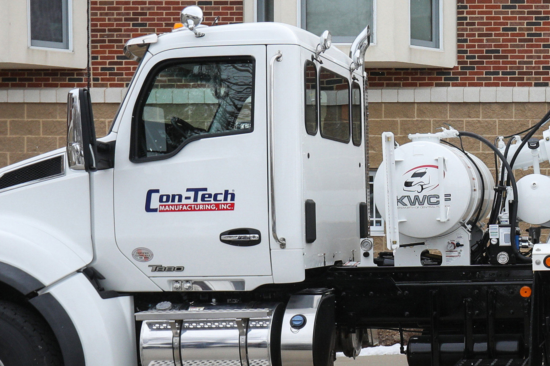 Worker crushed to death by falling cement mixer drum in SE Minnesota - Vimarsana News