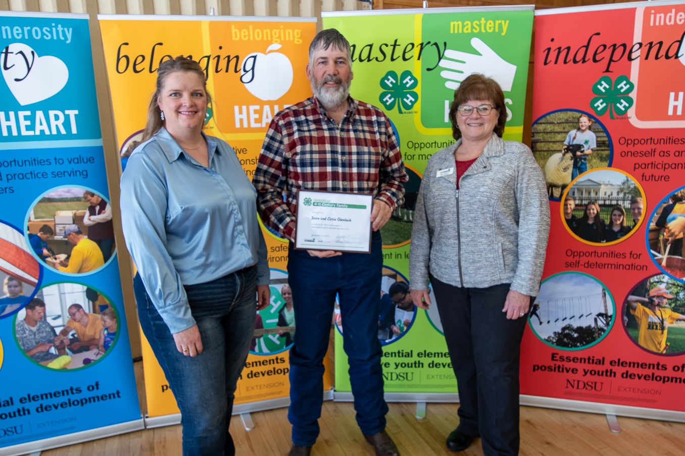 North Dakota 4-H Foundation honors Century Families, Hall of Fame inductee - Vimarsana News
