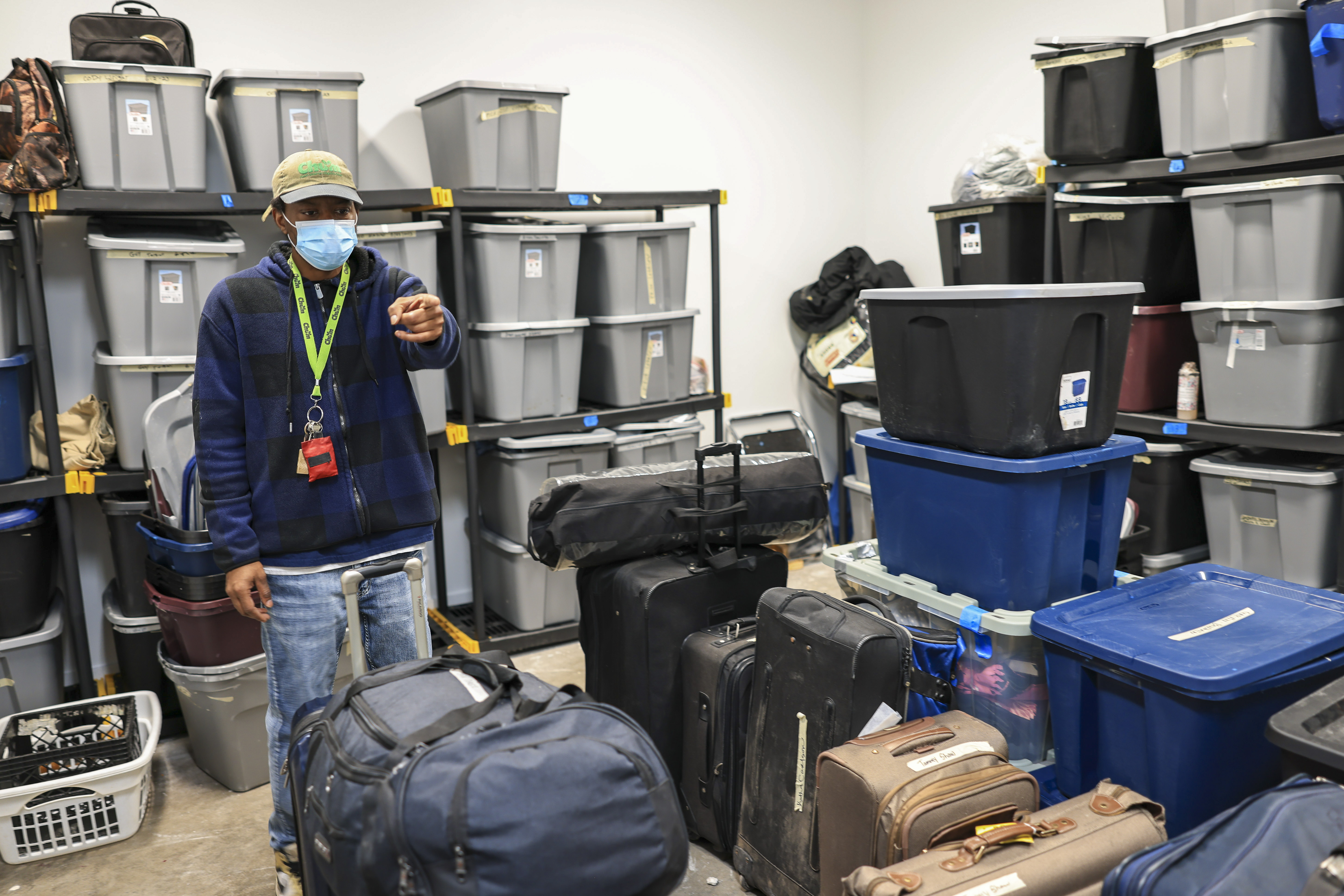 Overburdened Duluth homeless shelter not waiting for extra floor - Vimarsana News